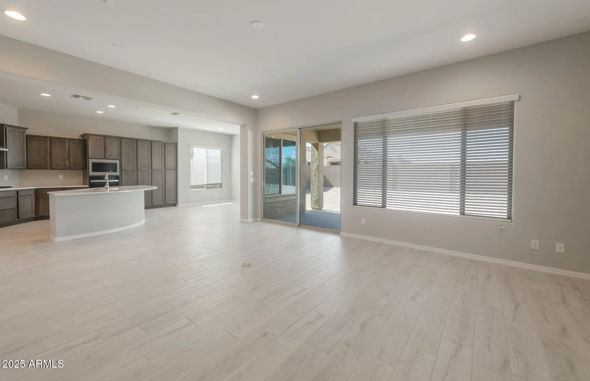 Property Slideshow image 5 of 34 | 7802 w mockingbird way, Florence, AZ, 85132