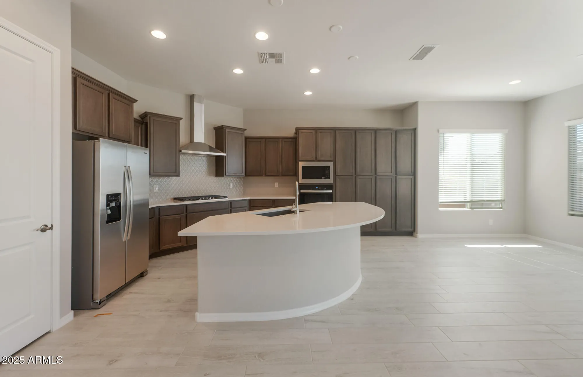 Property Slideshow image 7 of 34 | 7802 w mockingbird way, Florence, AZ, 85132