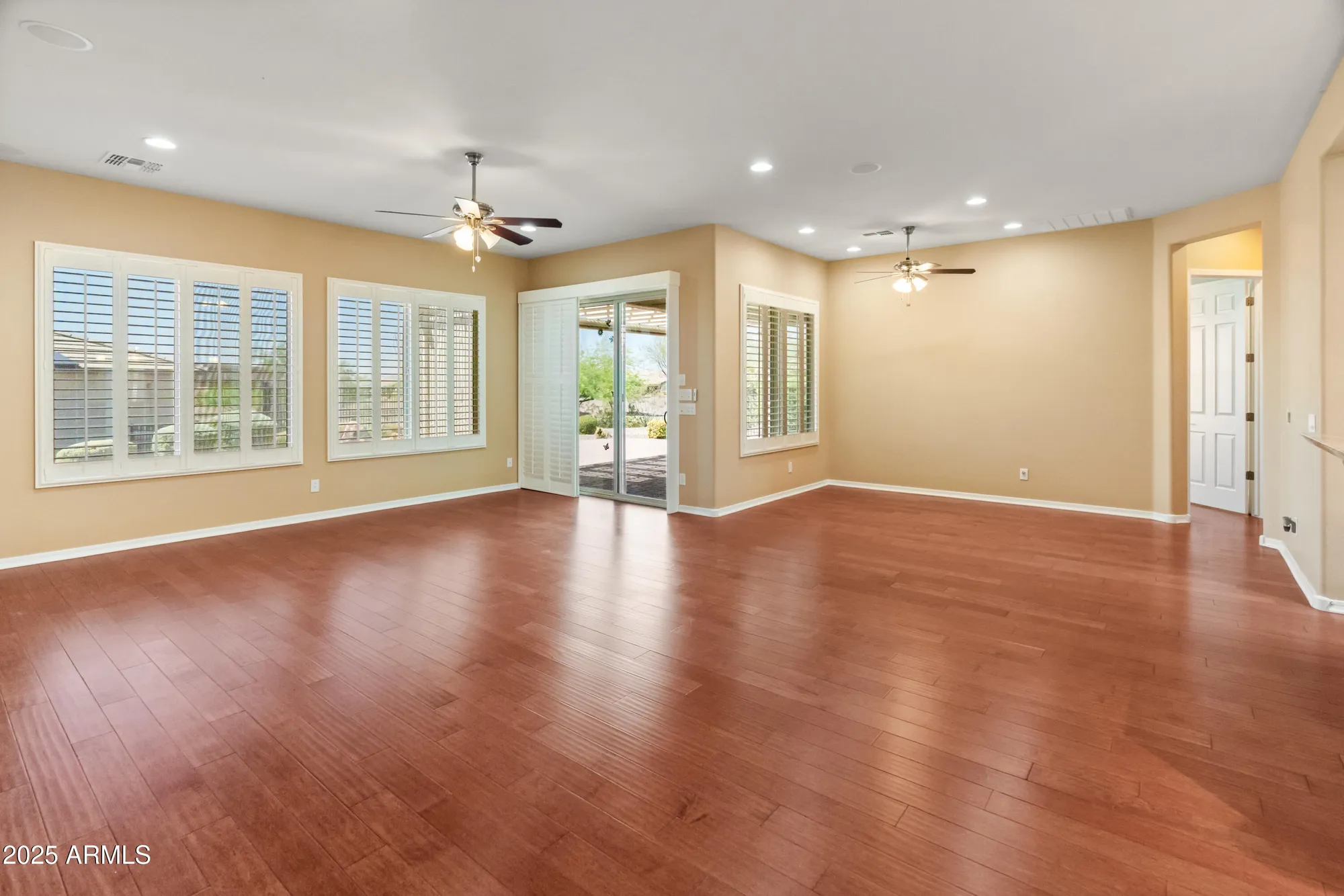 Property Slideshow image 17 of 55 | 20506 n 271st ave, Buckeye, AZ, 85396