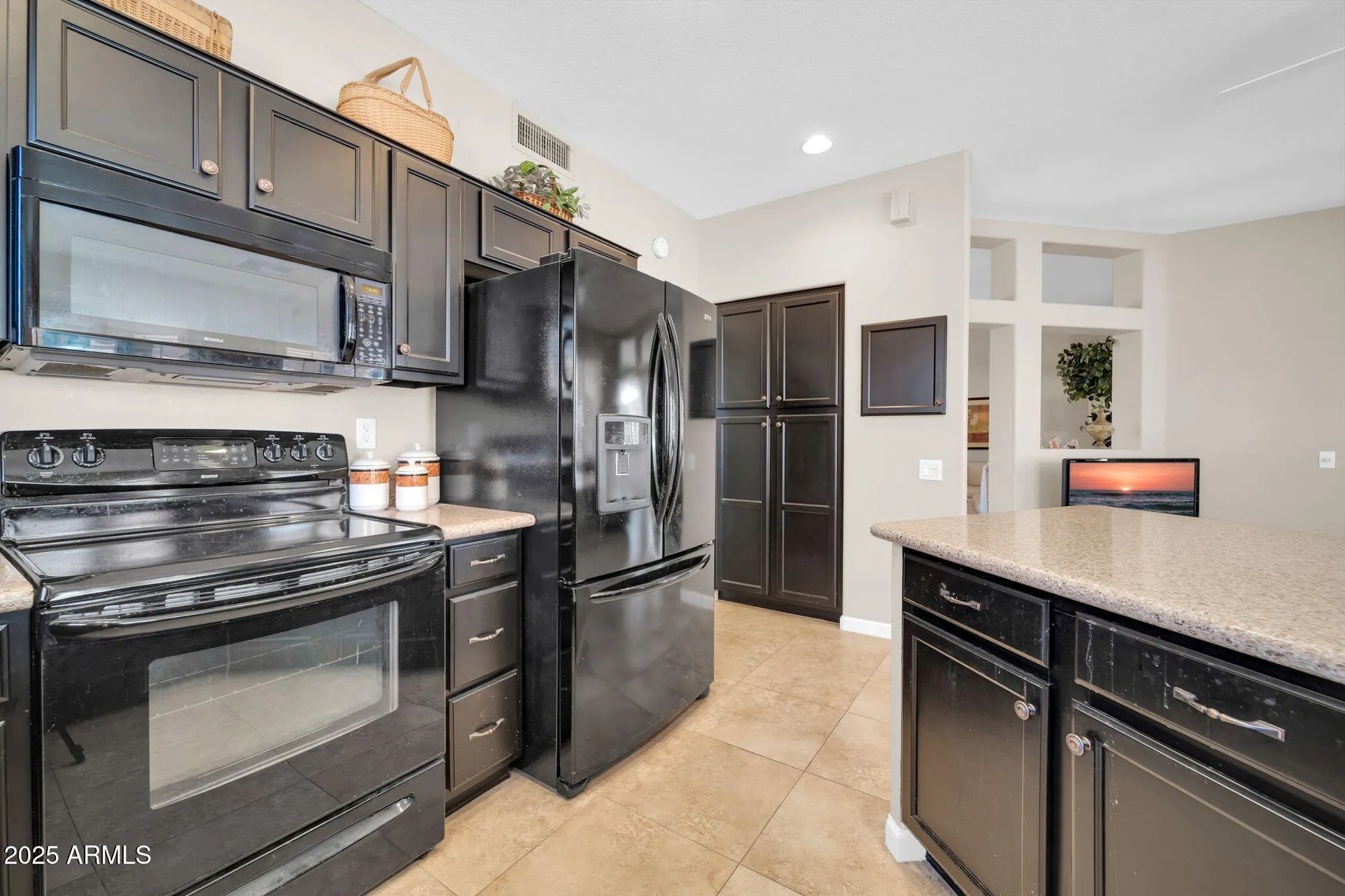 Property Slideshow image 15 of 38 | 14418 w gunsight dr, Sun City West, AZ, 85375