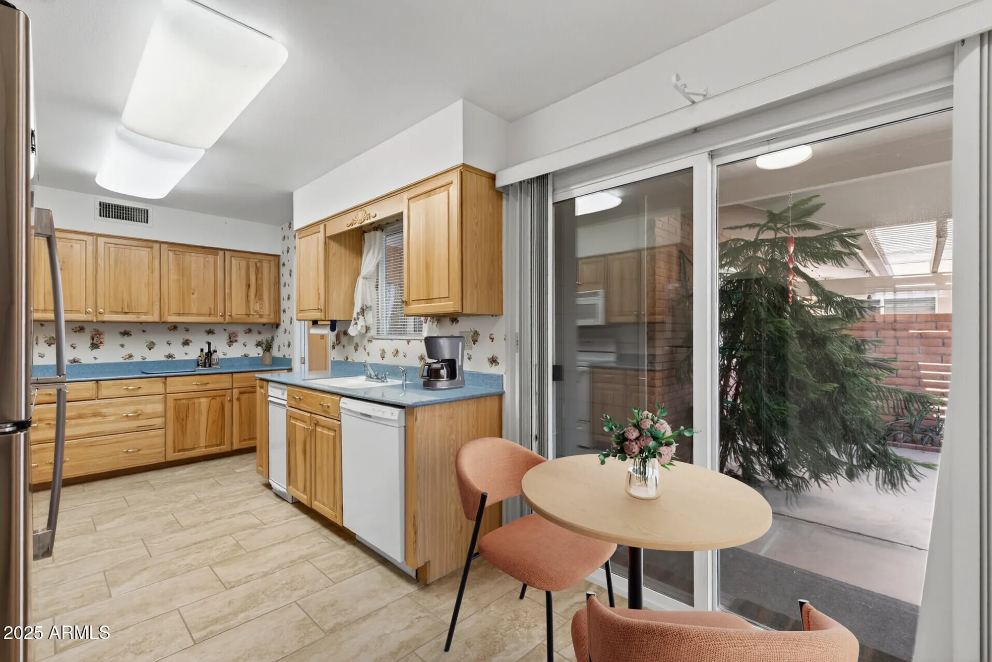 Property Slideshow image 15 of 27 | 10801 w mountain view rd, Sun City, AZ, 85351