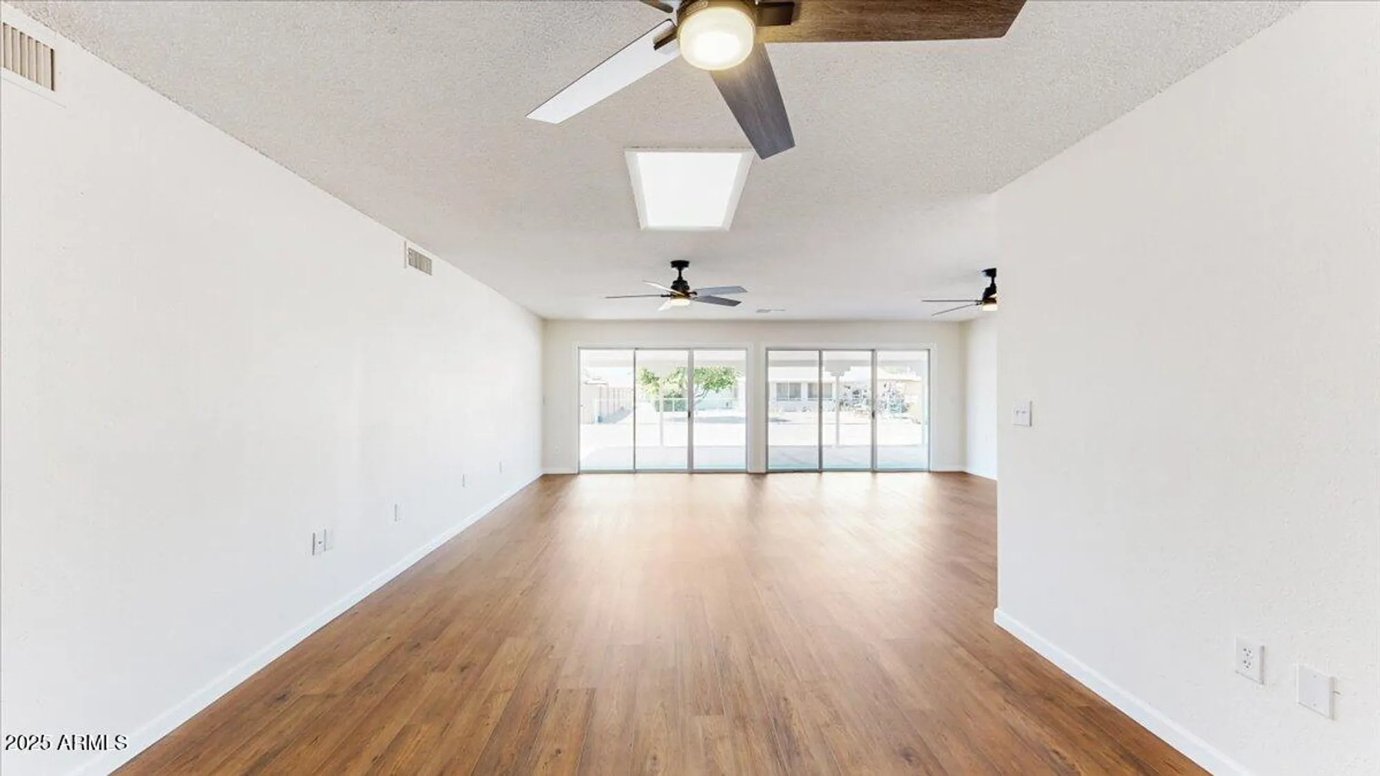 Property Slideshow image 2 of 23 | 10251 w twin oaks dr, Sun City, AZ, 85351