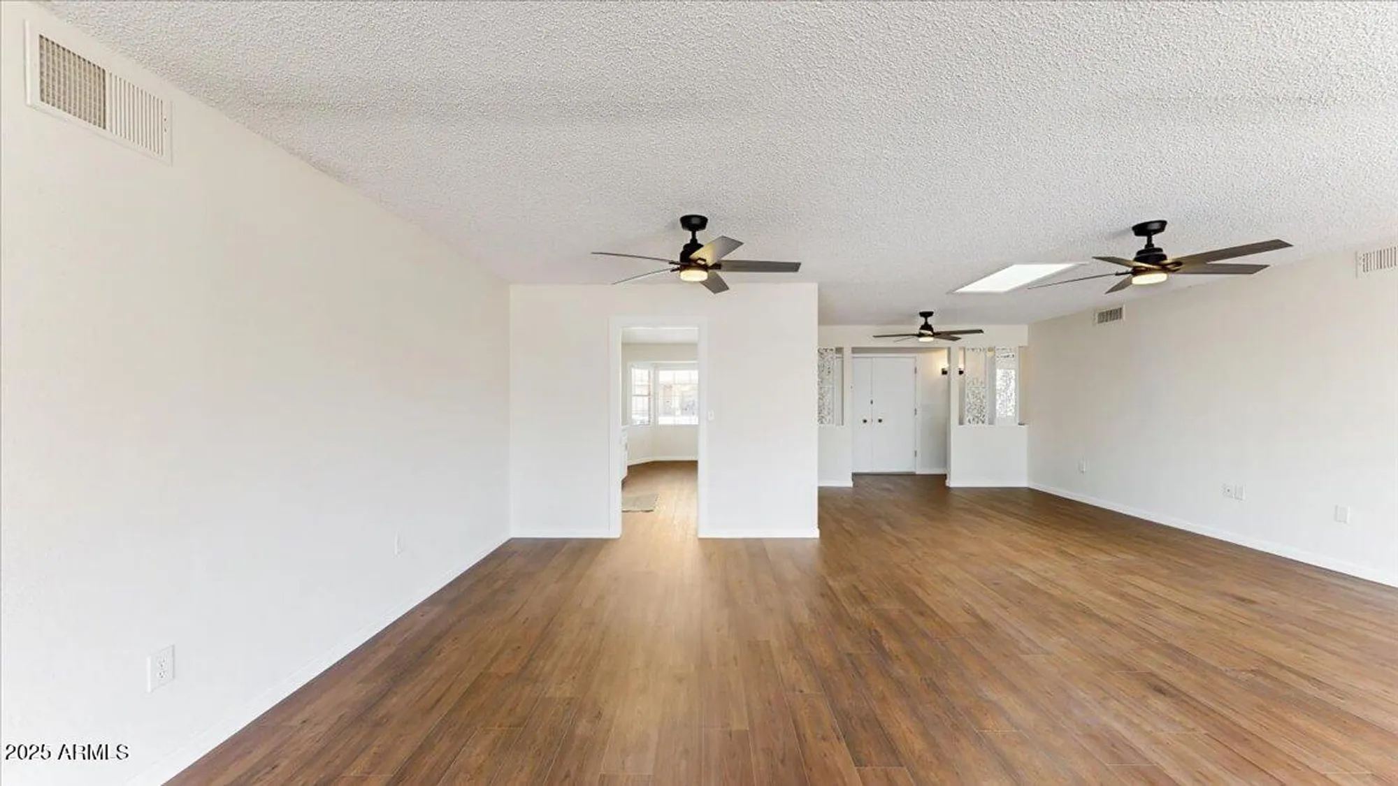 Property Slideshow image 4 of 23 | 10251 w twin oaks dr, Sun City, AZ, 85351