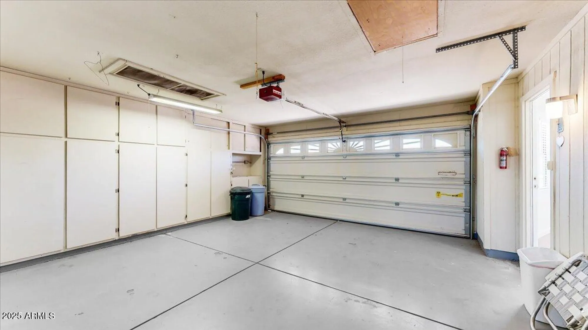 Property Slideshow image 14 of 23 | 10251 w twin oaks dr, Sun City, AZ, 85351