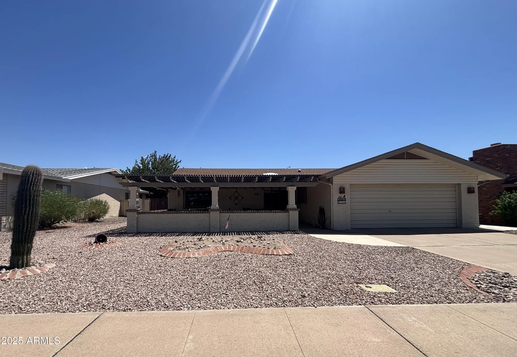 Property Slideshow image 2 of 49 | 4731 e flossmoor cir, Mesa, AZ, 85206