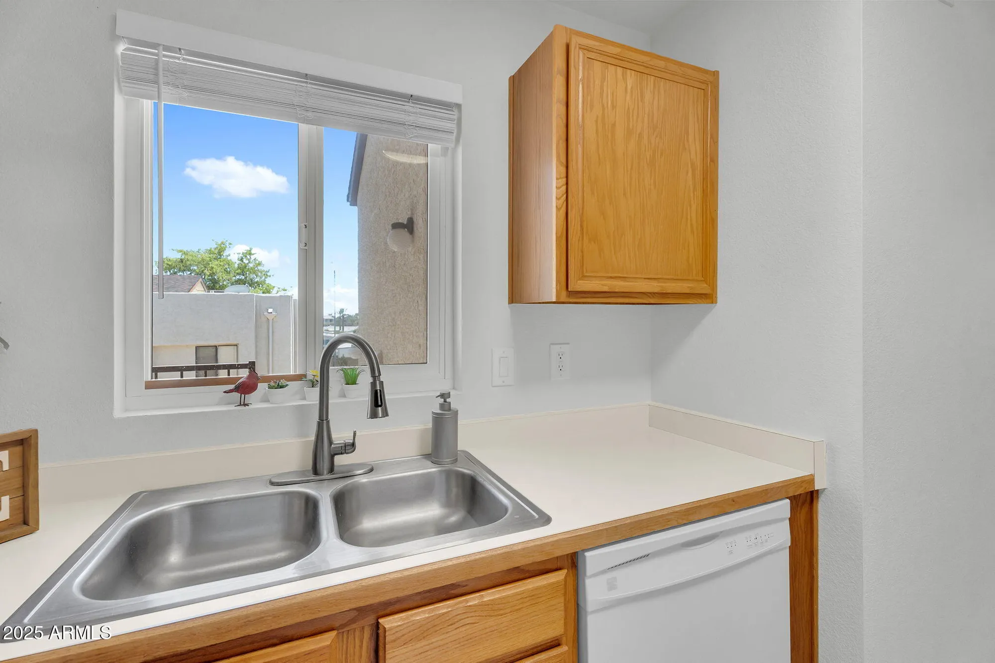 Property Slideshow image 10 of 24 | 5518 e lindstrom ln 3012, Mesa, AZ, 85215