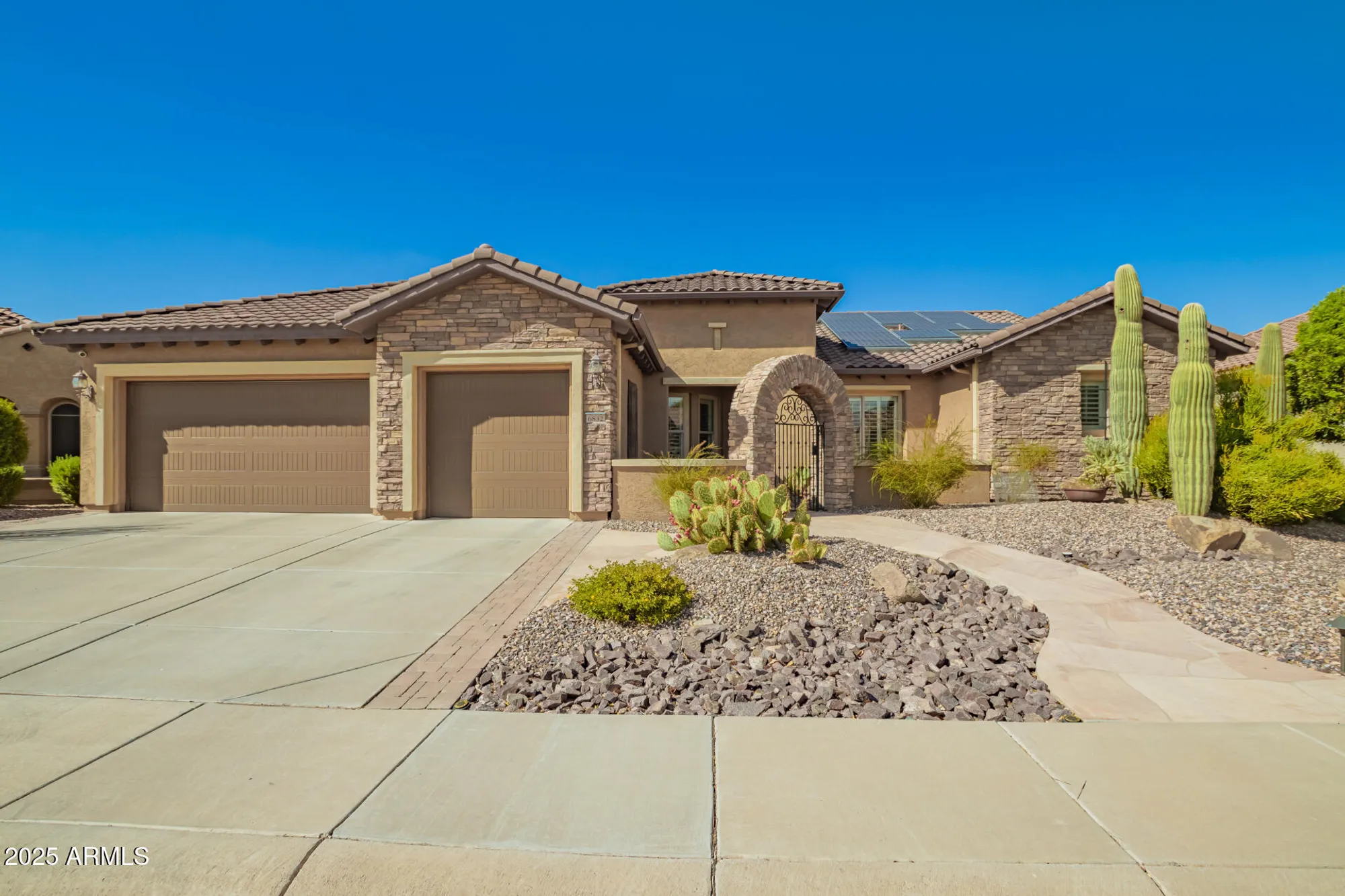 Property Slideshow image 1 of 41 | 6832 w stony quail way, Florence, AZ, 85132