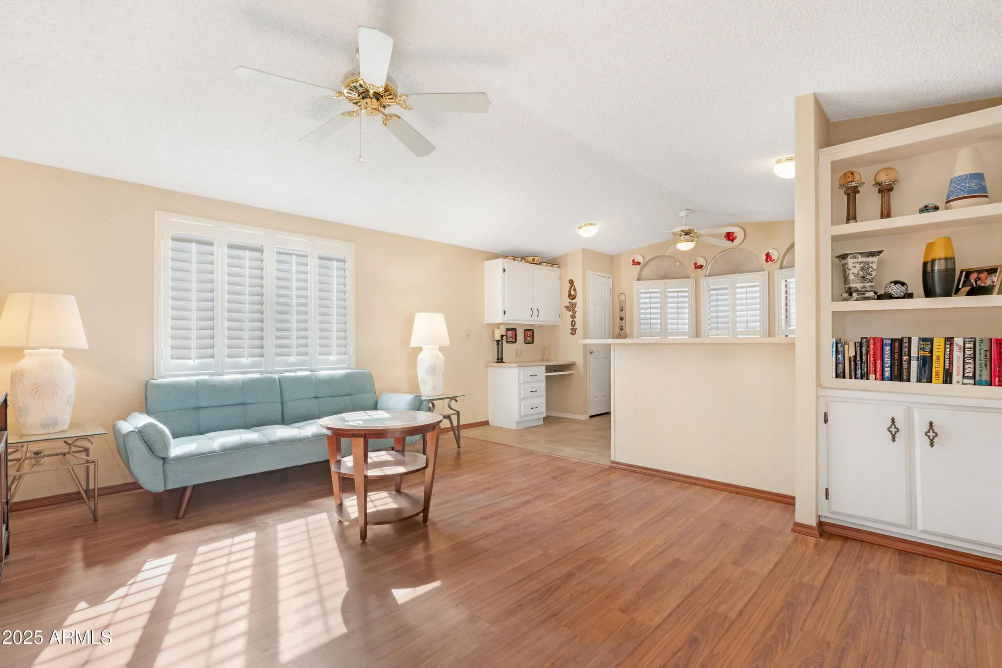 Property Slideshow image 7 of 55 | 6114 s sawgrass dr, Chandler, AZ, 85249