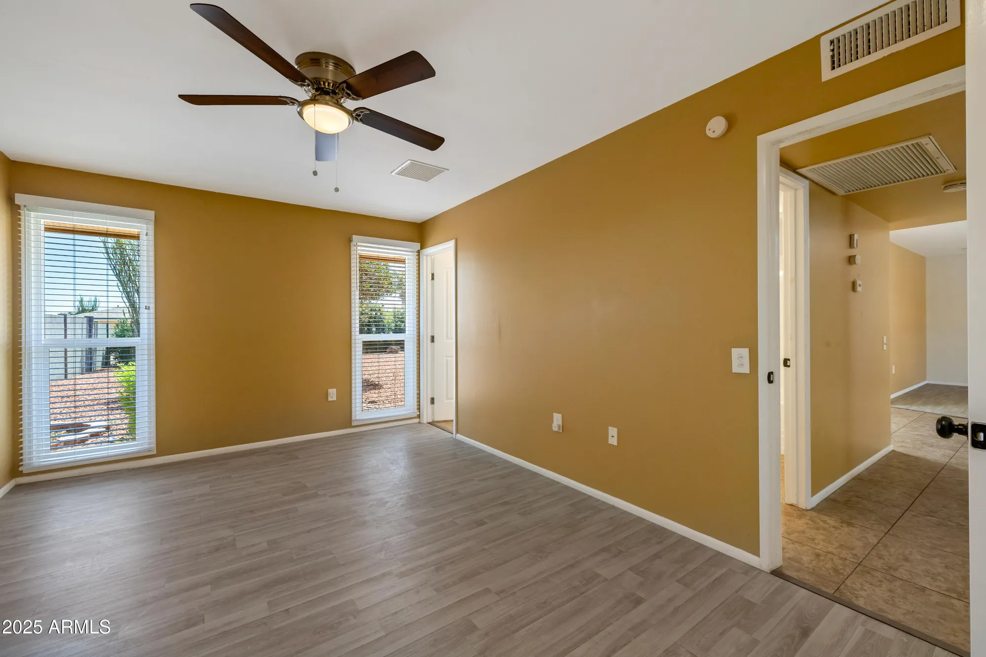 Property Slideshow image 23 of 36 | 9425 w rolling hills dr, Sun City, AZ, 85351