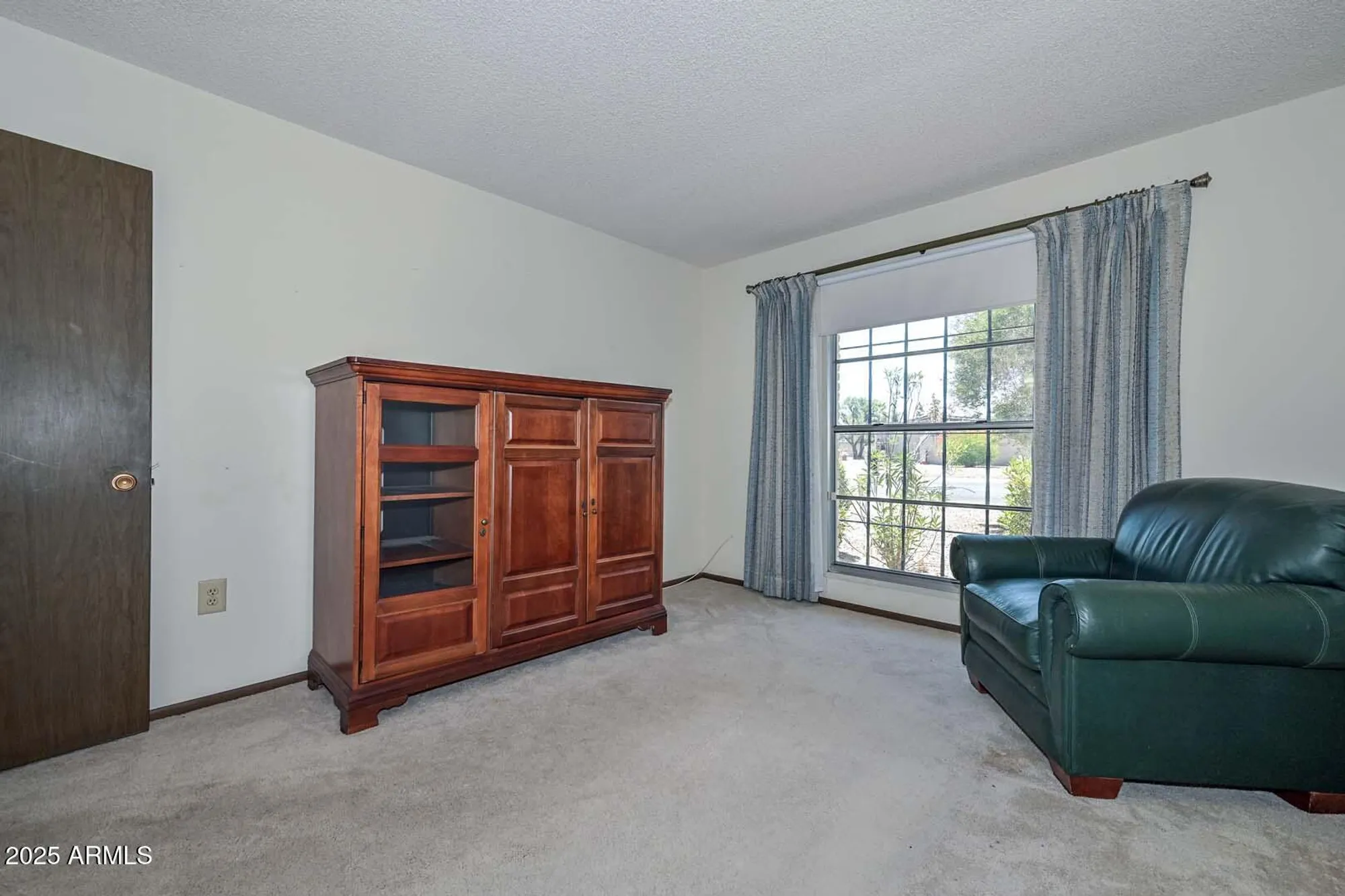 Property Slideshow image 30 of 47 | 13215 n lakeforest dr, Sun City, AZ, 85351