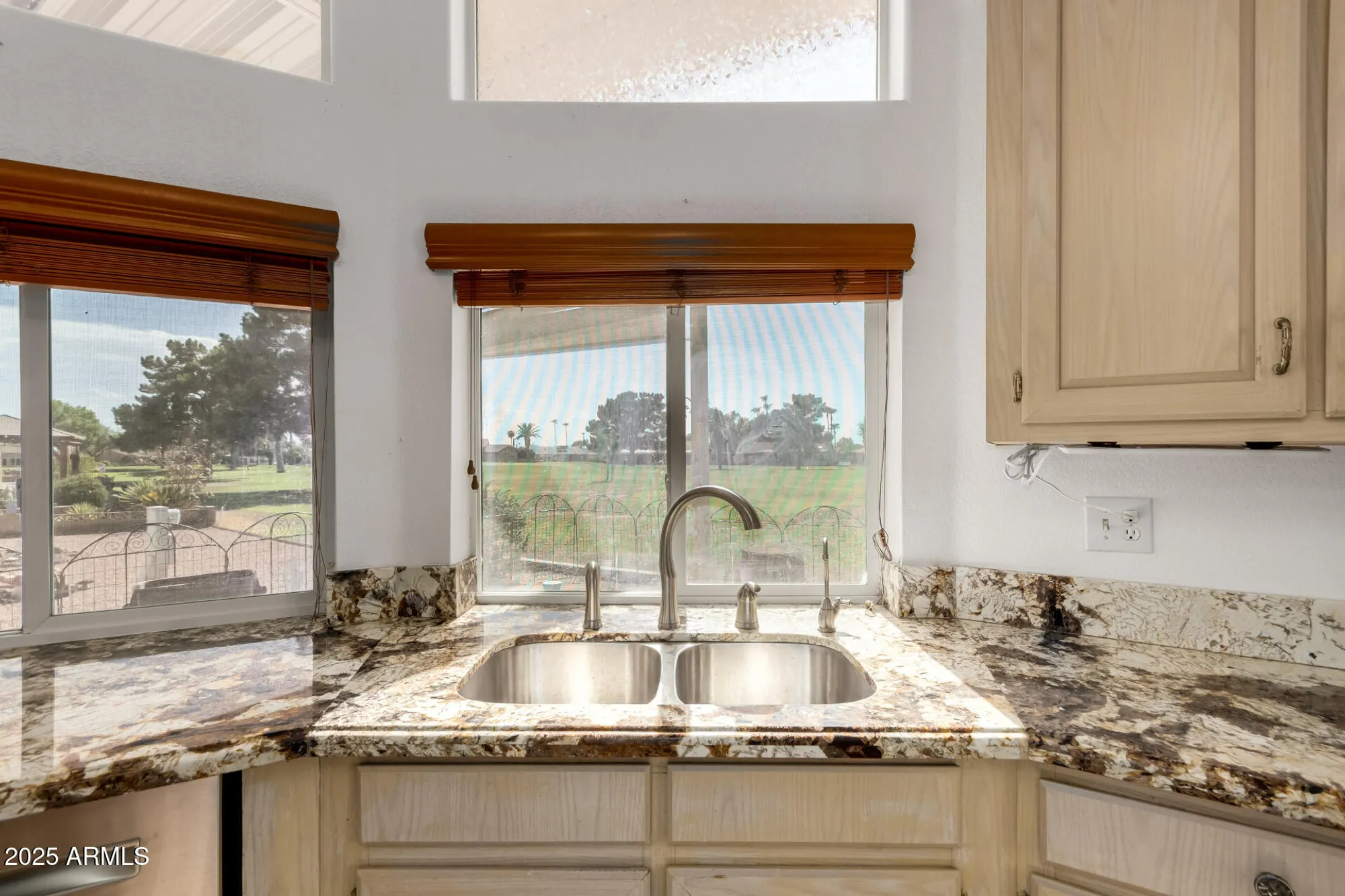 Property Slideshow image 25 of 58 | 832 s 82nd pl, Mesa, AZ, 85208