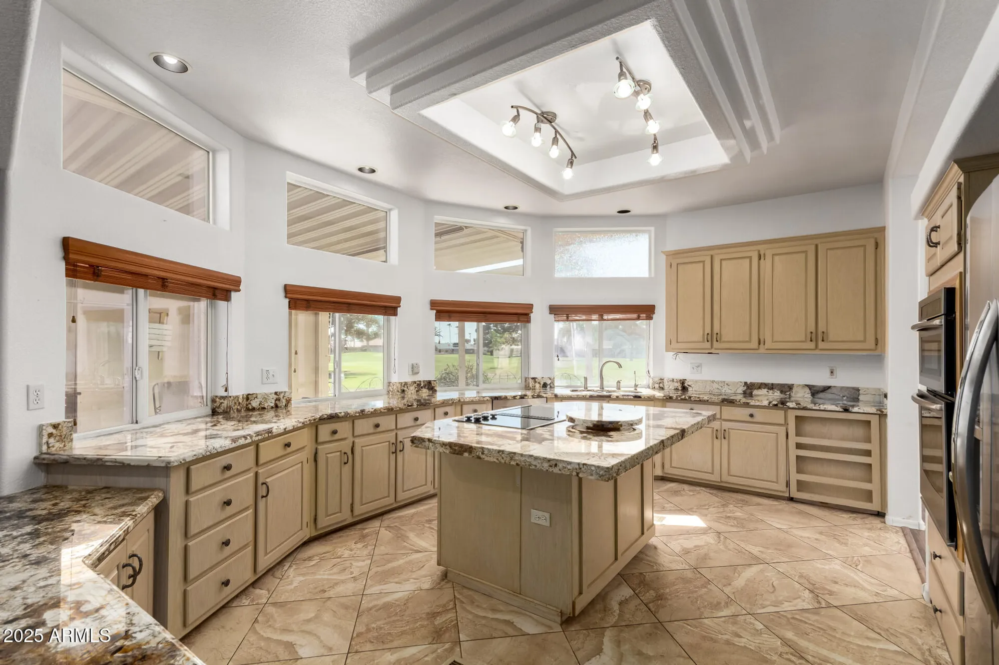 Property Slideshow image 23 of 58 | 832 s 82nd pl, Mesa, AZ, 85208