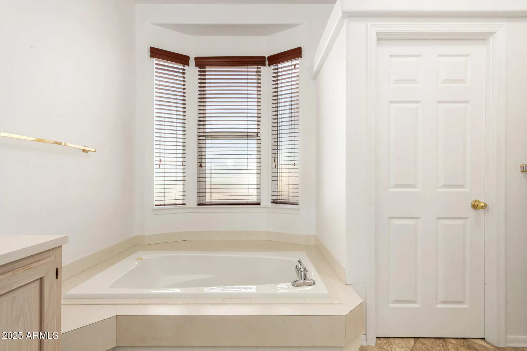 Property Slideshow image 32 of 58 | 832 s 82nd pl, Mesa, AZ, 85208