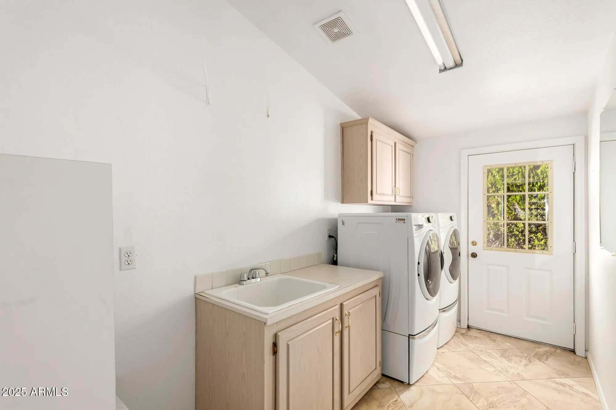 Property Slideshow image 40 of 58 | 832 s 82nd pl, Mesa, AZ, 85208