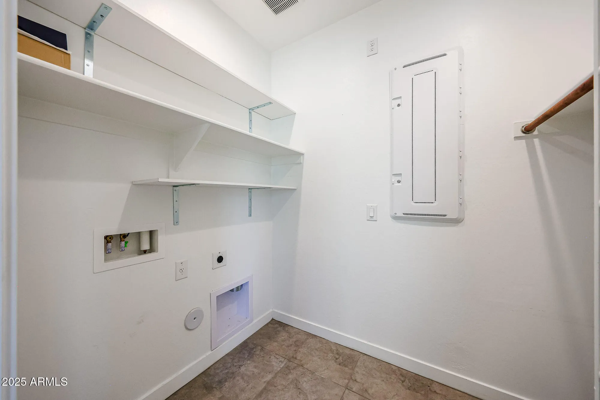 Property Slideshow image 8 of 37 | 24746 n 171st ln, Surprise, AZ, 85387