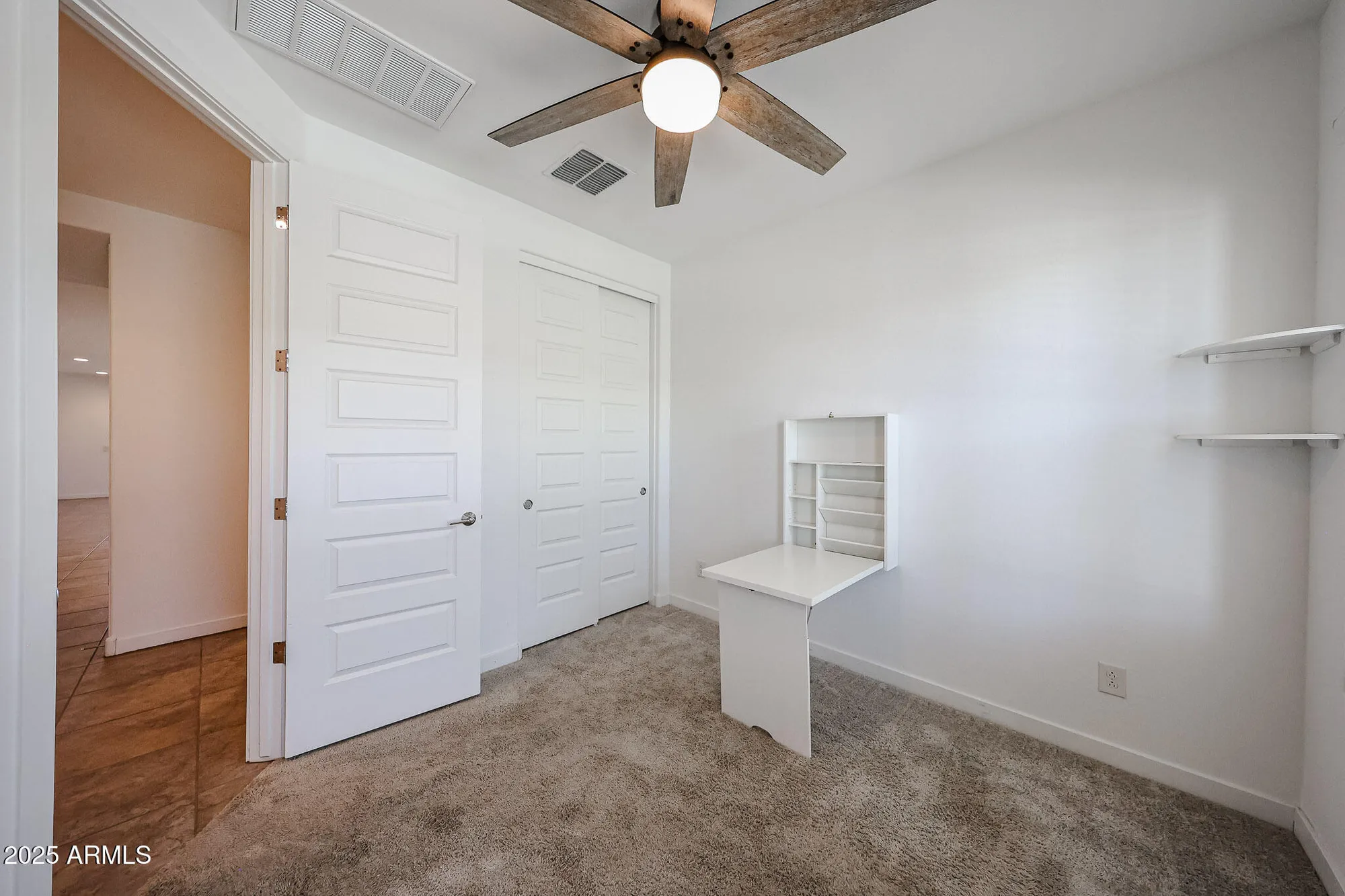 Property Slideshow image 14 of 37 | 24746 n 171st ln, Surprise, AZ, 85387