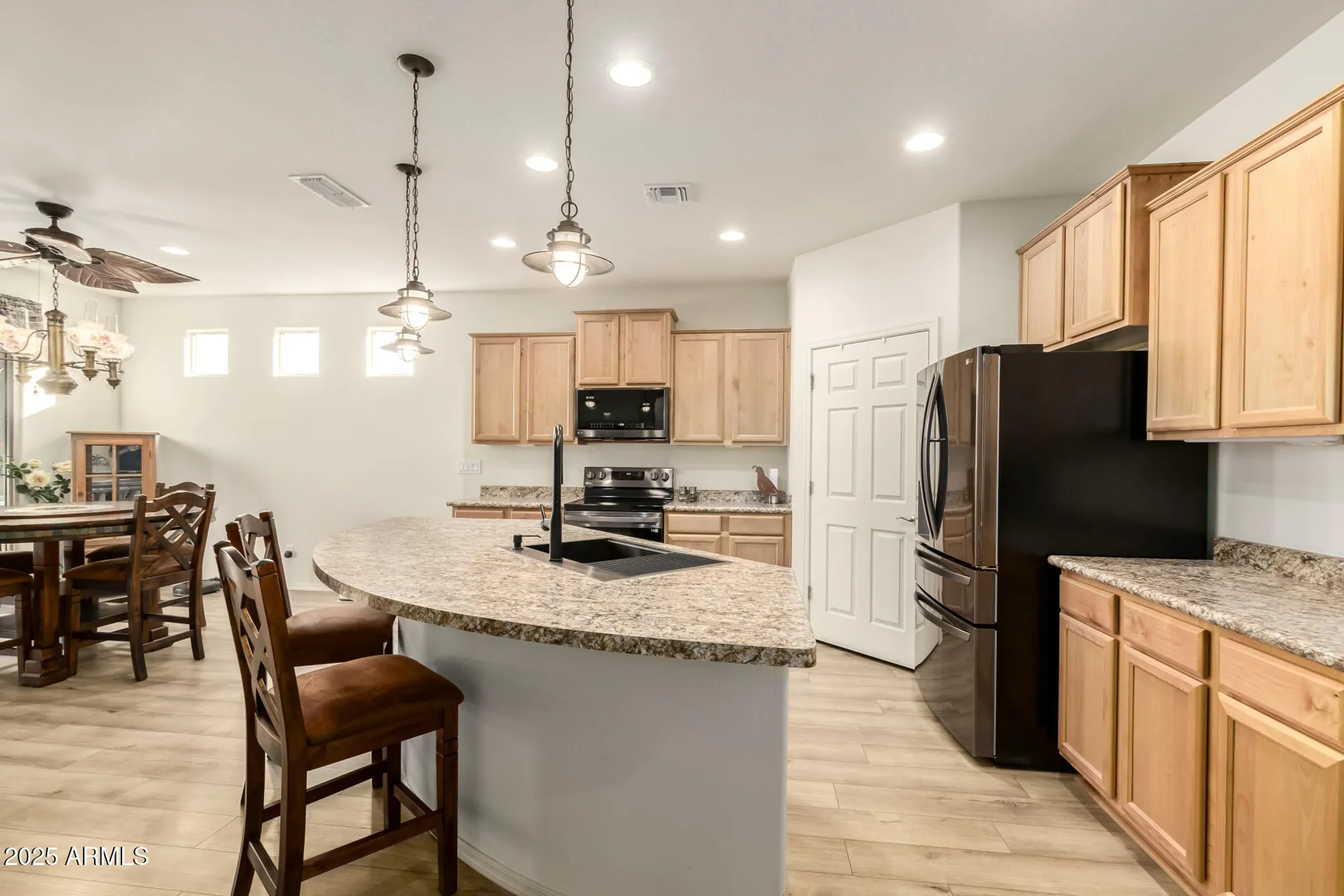 Property Slideshow image 13 of 48 | 20379 n wagner wash dr, Buckeye, AZ, 85396