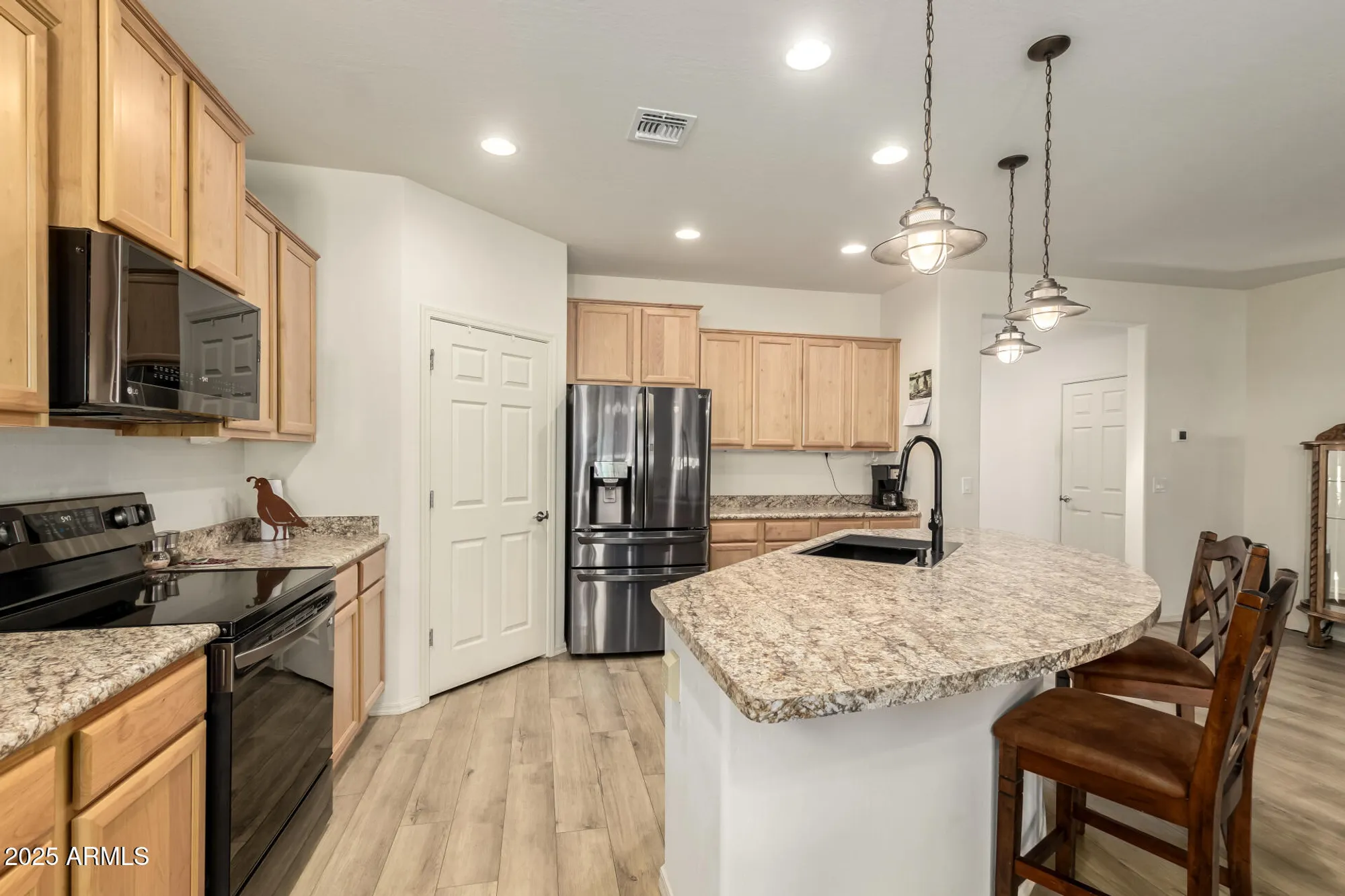 Property Slideshow image 14 of 48 | 20379 n wagner wash dr, Buckeye, AZ, 85396