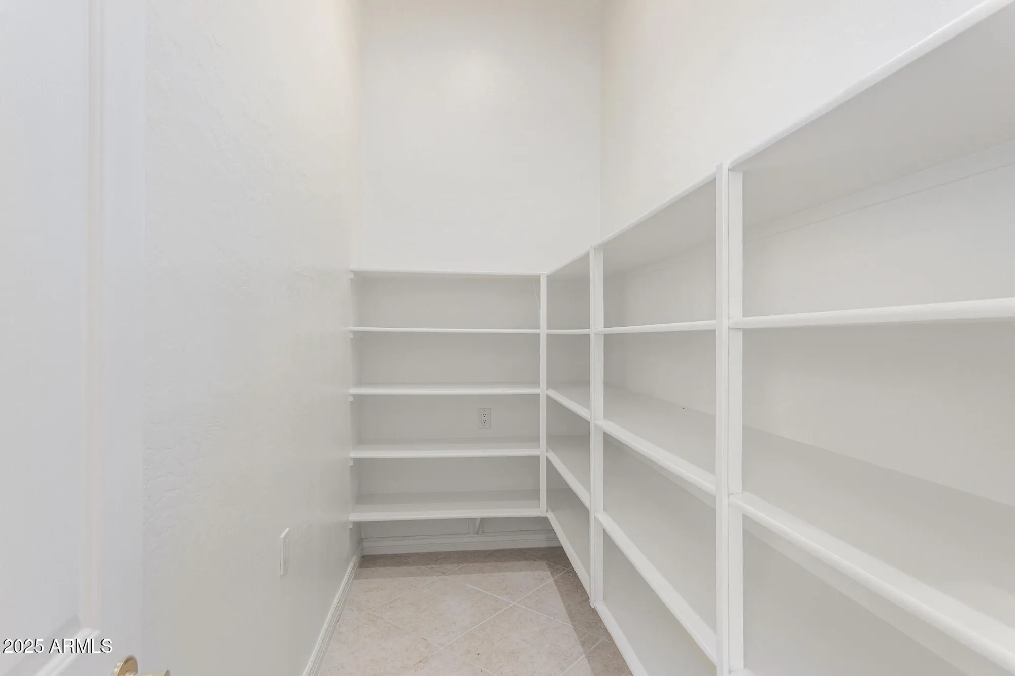 Property Slideshow image 17 of 85 | 42423 n cross timbers ct, Anthem, AZ, 85086