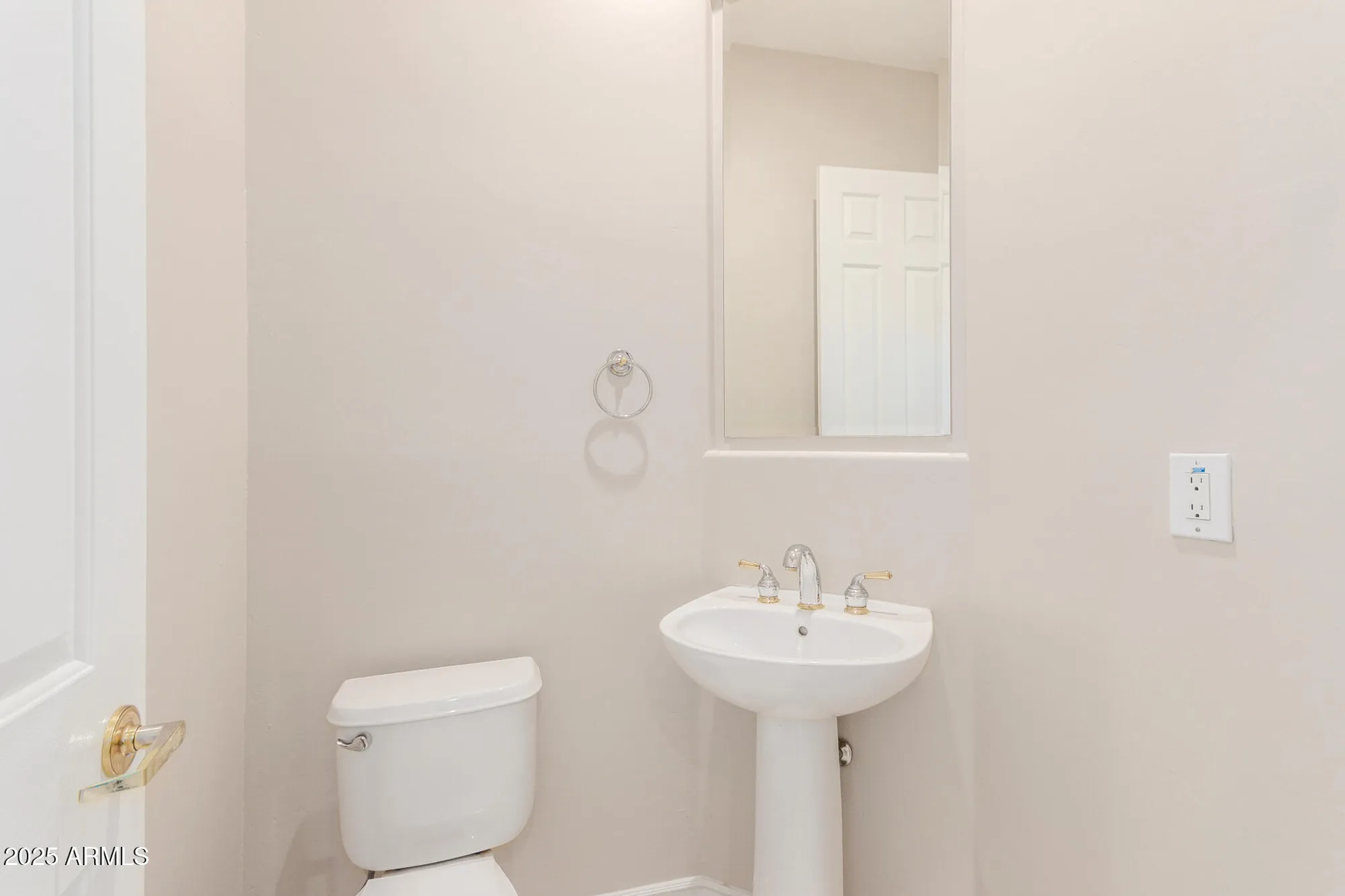 Property Slideshow image 11 of 85 | 42423 n cross timbers ct, Anthem, AZ, 85086