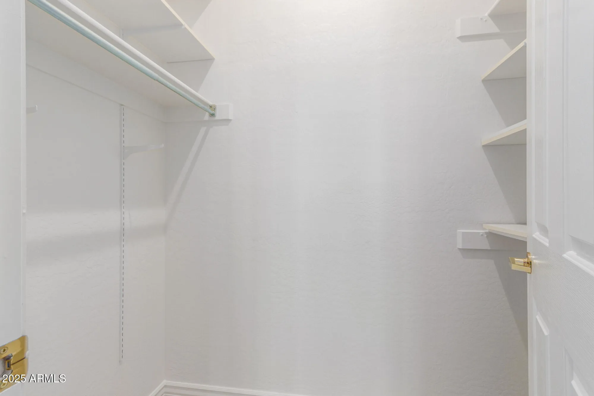 Property Slideshow image 43 of 85 | 42423 n cross timbers ct, Anthem, AZ, 85086