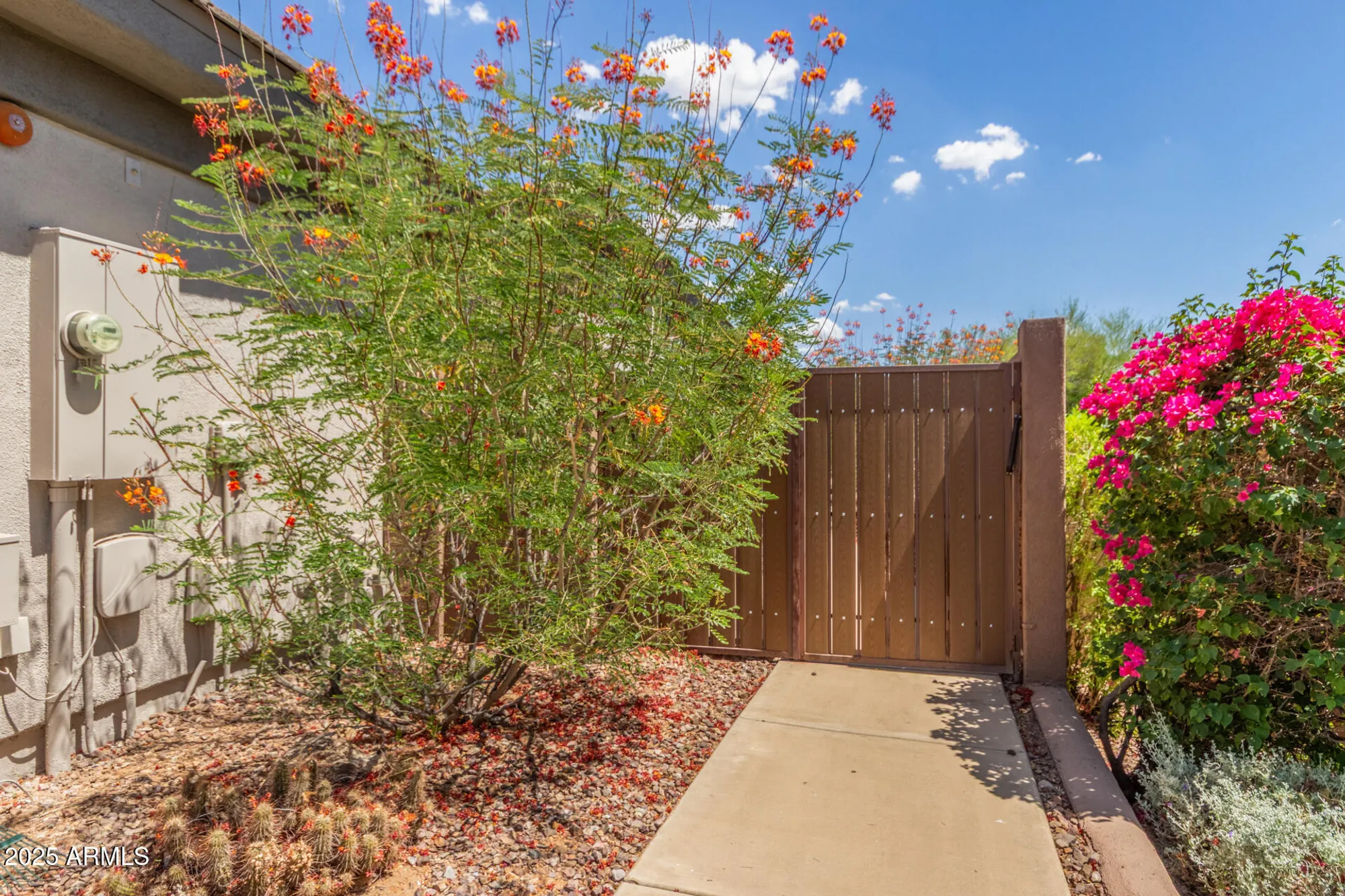 Property Slideshow image 54 of 85 | 42423 n cross timbers ct, Anthem, AZ, 85086