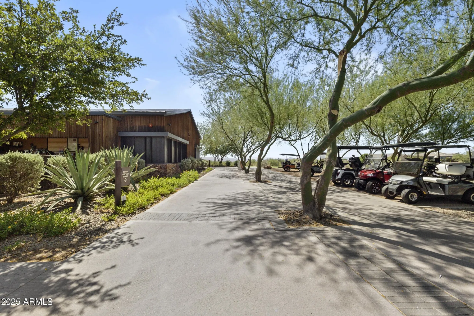 Property Slideshow image 51 of 71 | 18068 e curva de plata, Rio Verde, AZ, 85263