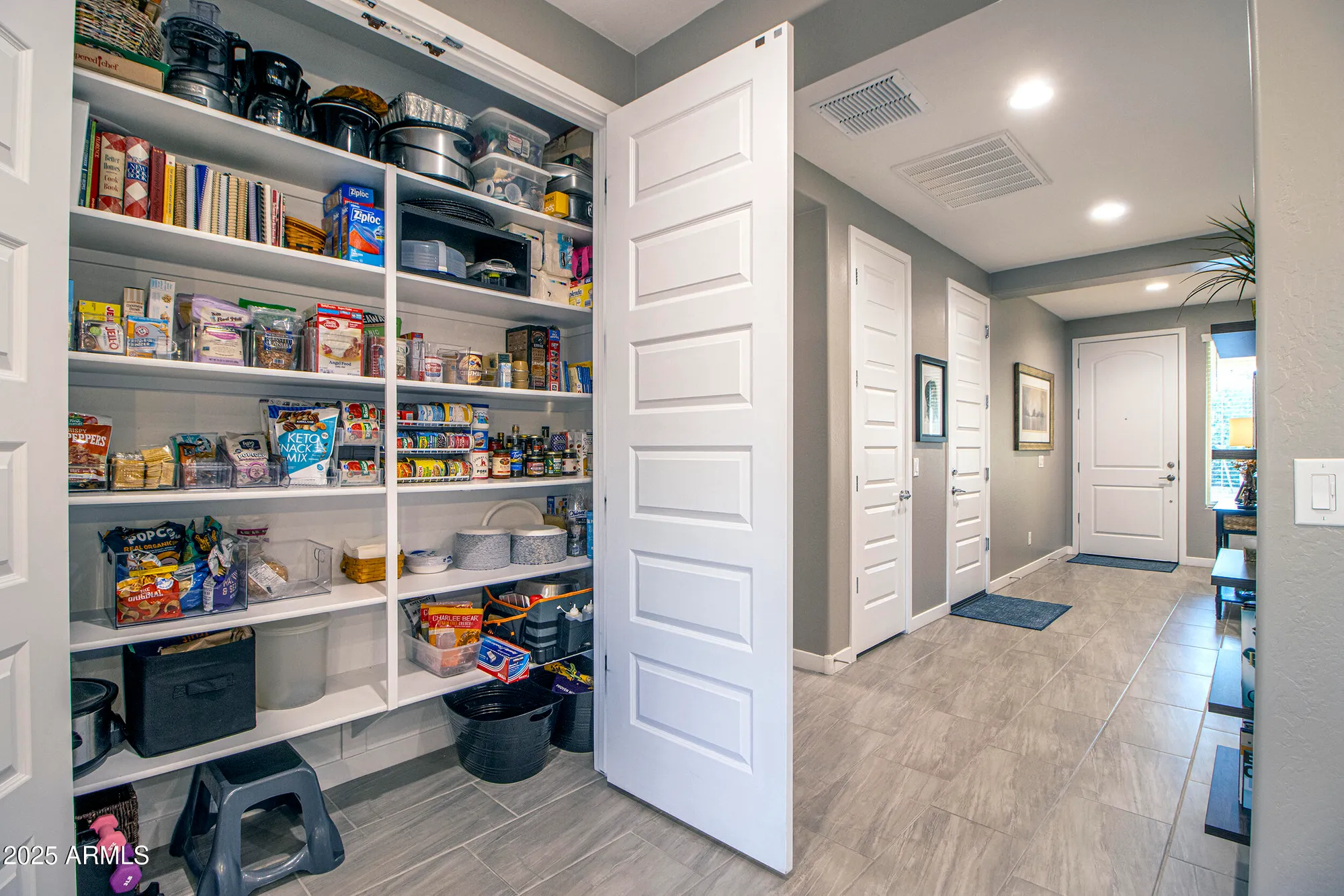 Property Slideshow image 10 of 67 | 24777 n 172nd ave, Surprise, AZ, 85387