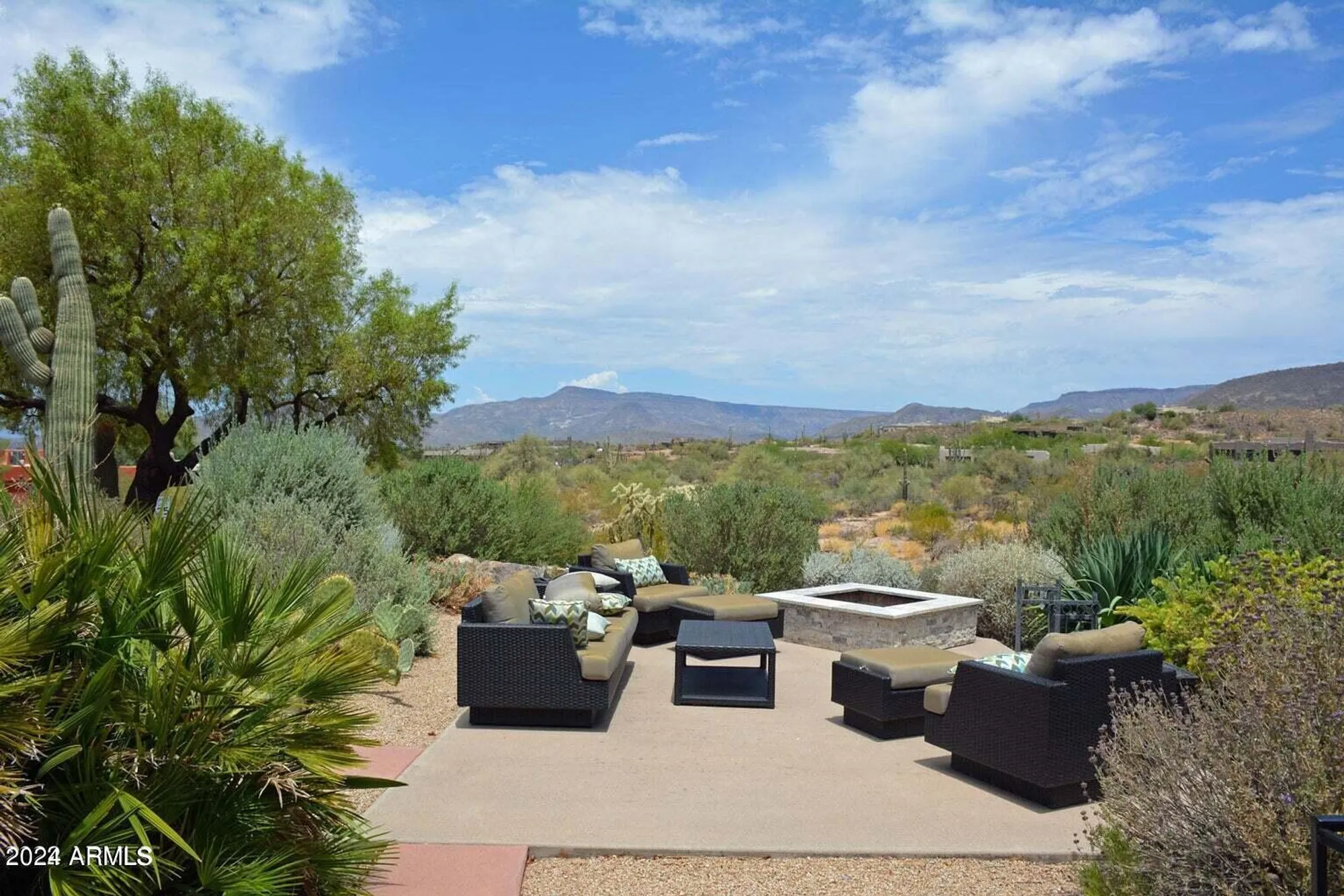 Property Slideshow image 14 of 16 | 7435 e sundance trl 403, Carefree, AZ, 85377