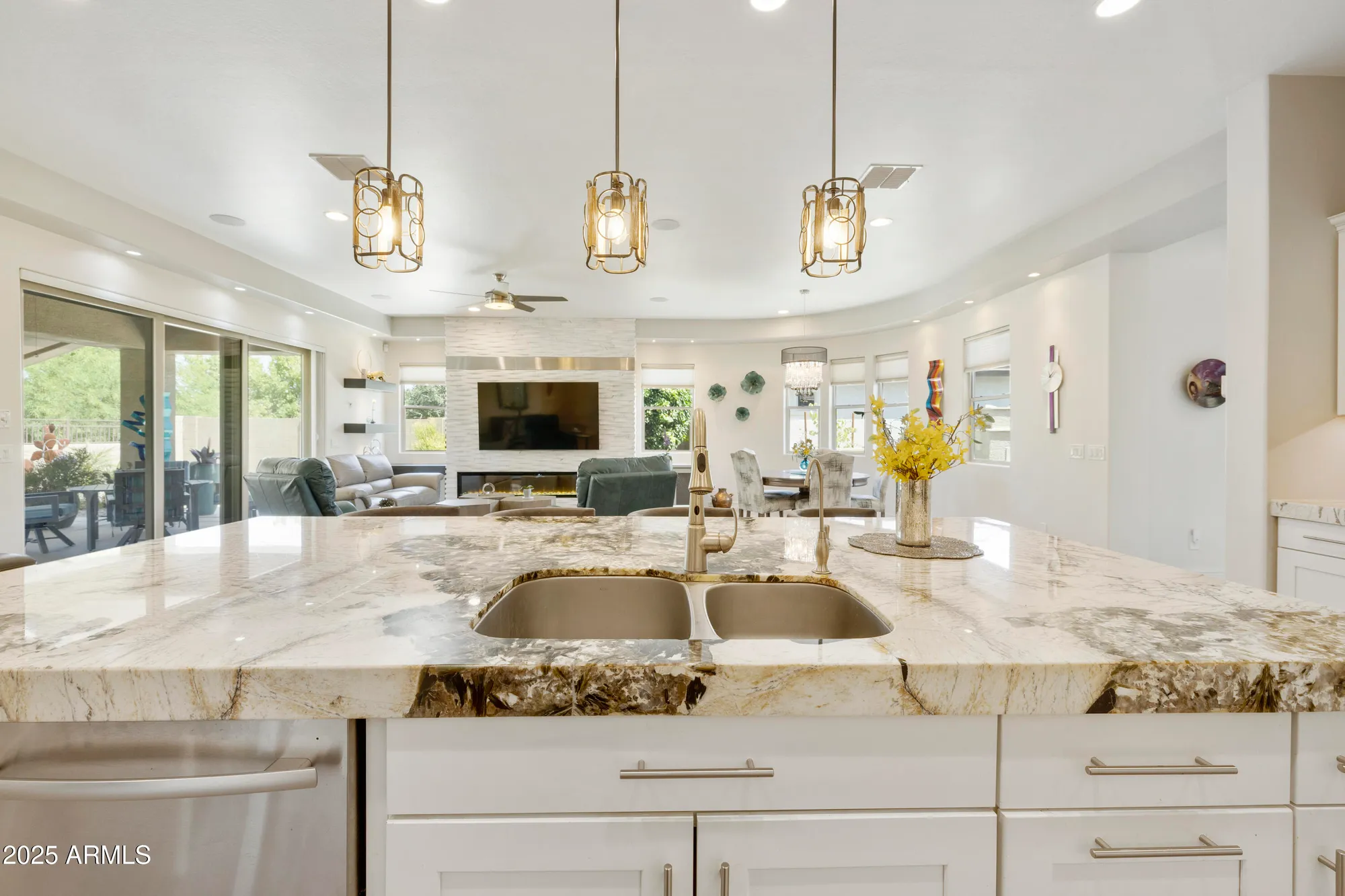 Property Slideshow image 10 of 89 | 5458 s chatsworth, Mesa, AZ, 85212