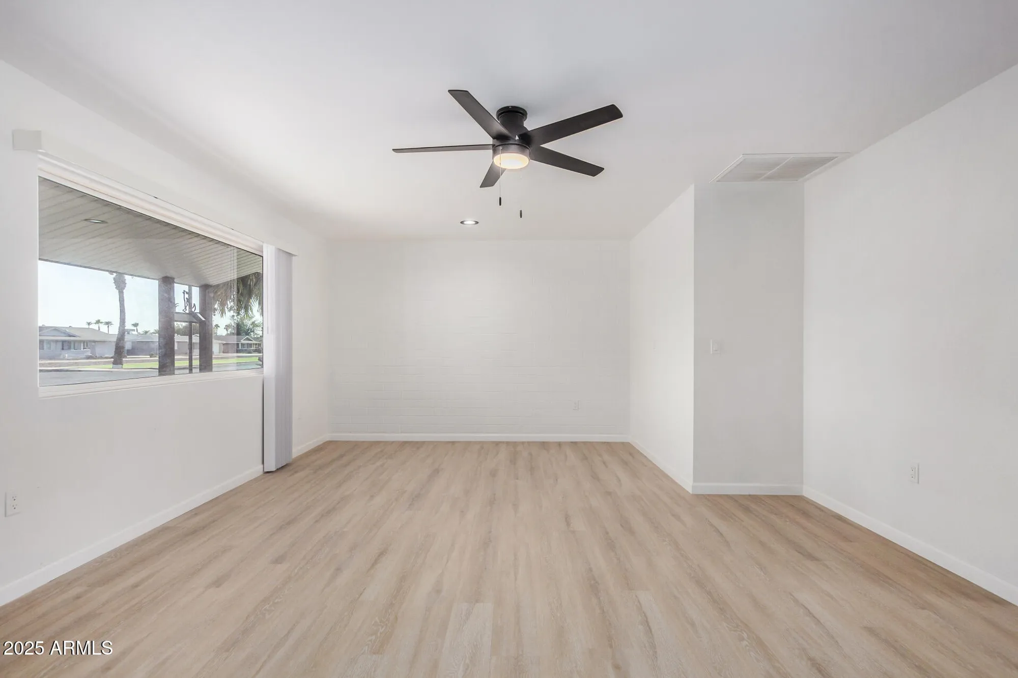 Property Slideshow image 8 of 44 | 10076 w peoria ave, Sun City, AZ, 85351