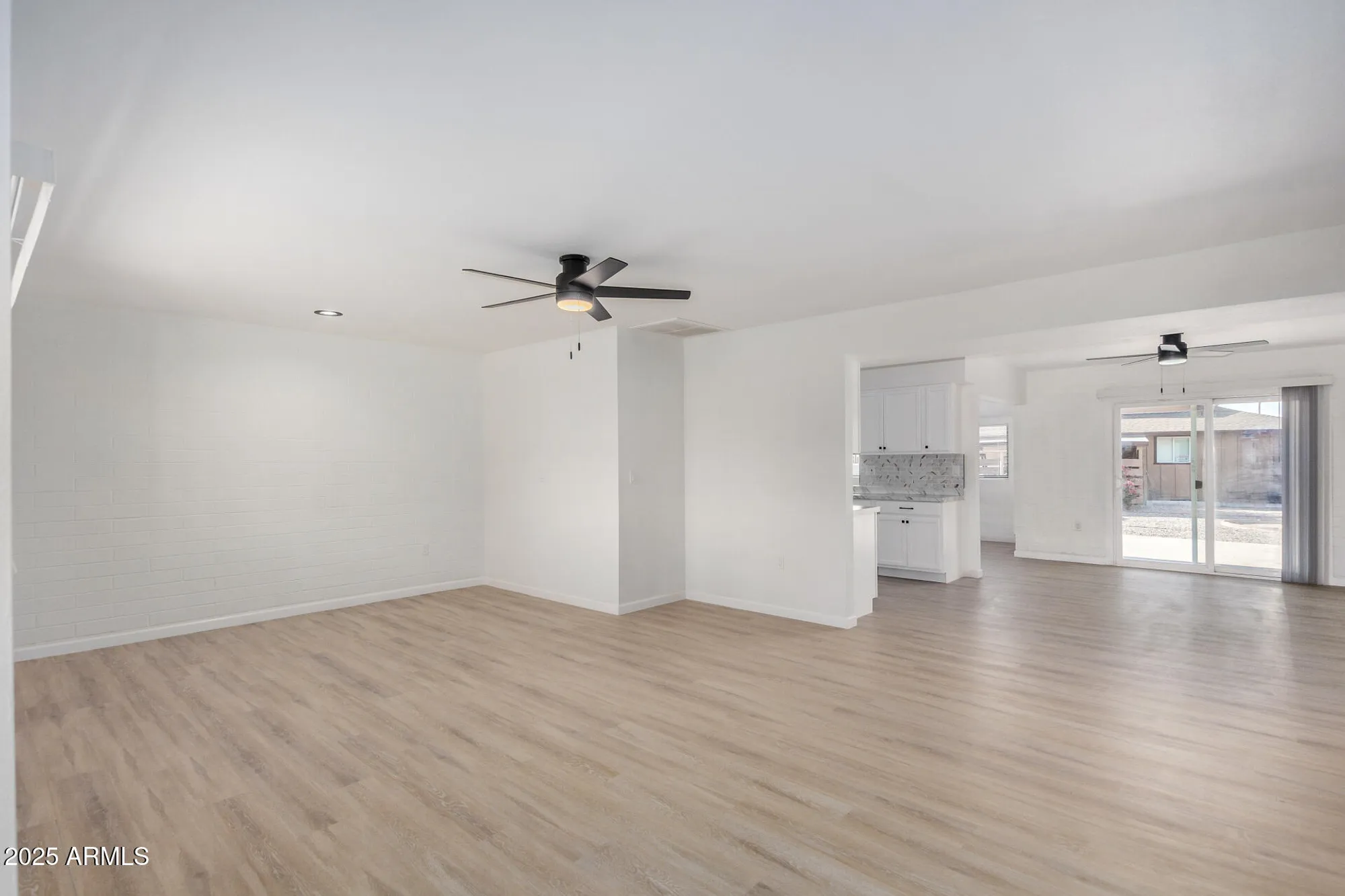 Property Slideshow image 9 of 44 | 10076 w peoria ave, Sun City, AZ, 85351