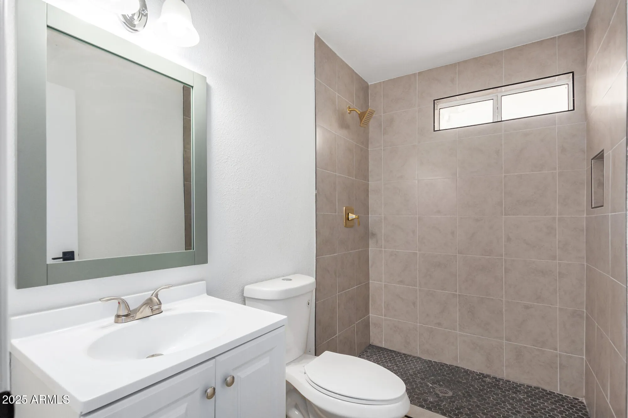 Property Slideshow image 16 of 44 | 10076 w peoria ave, Sun City, AZ, 85351