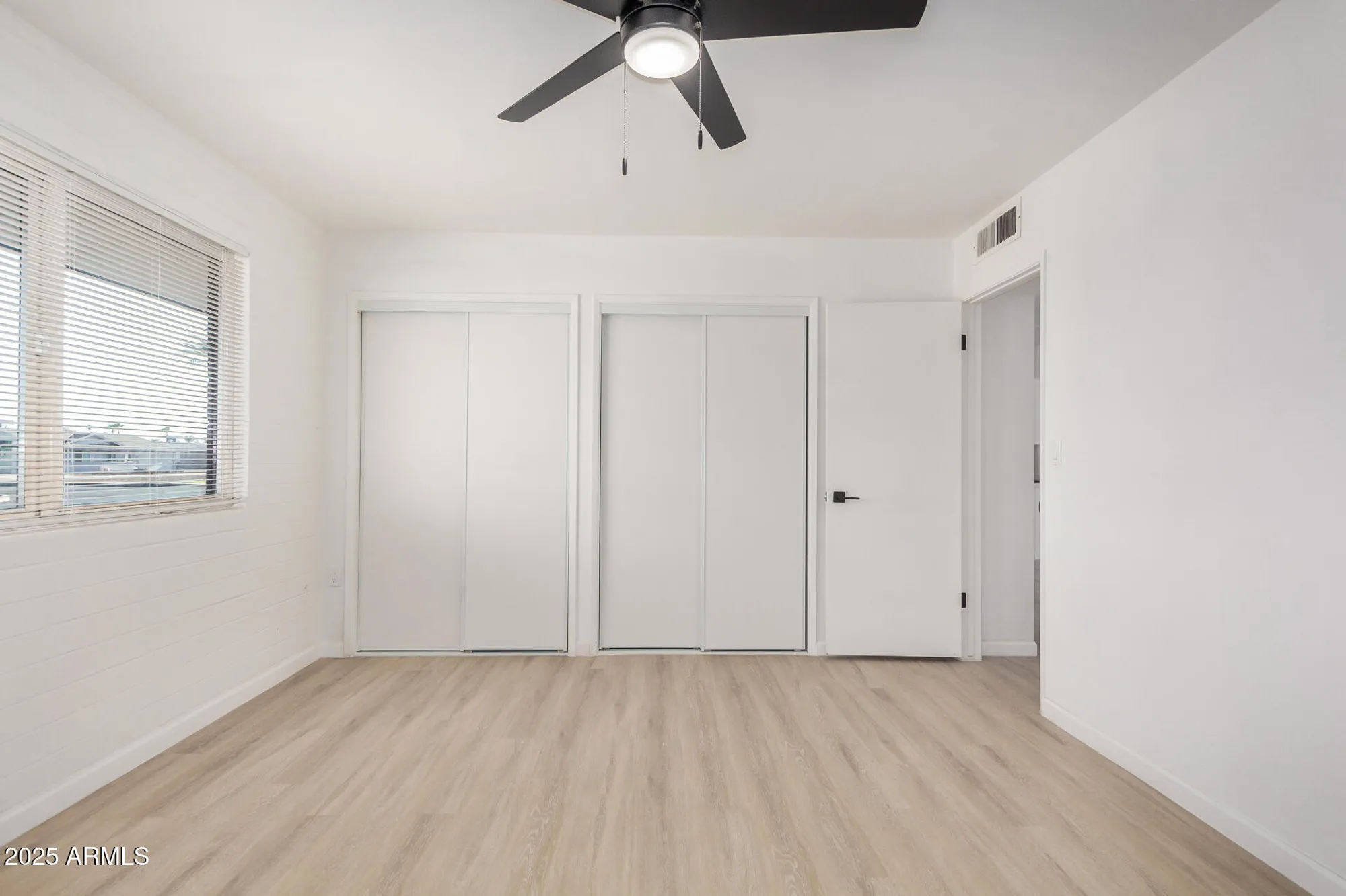 Property Slideshow image 18 of 44 | 10076 w peoria ave, Sun City, AZ, 85351