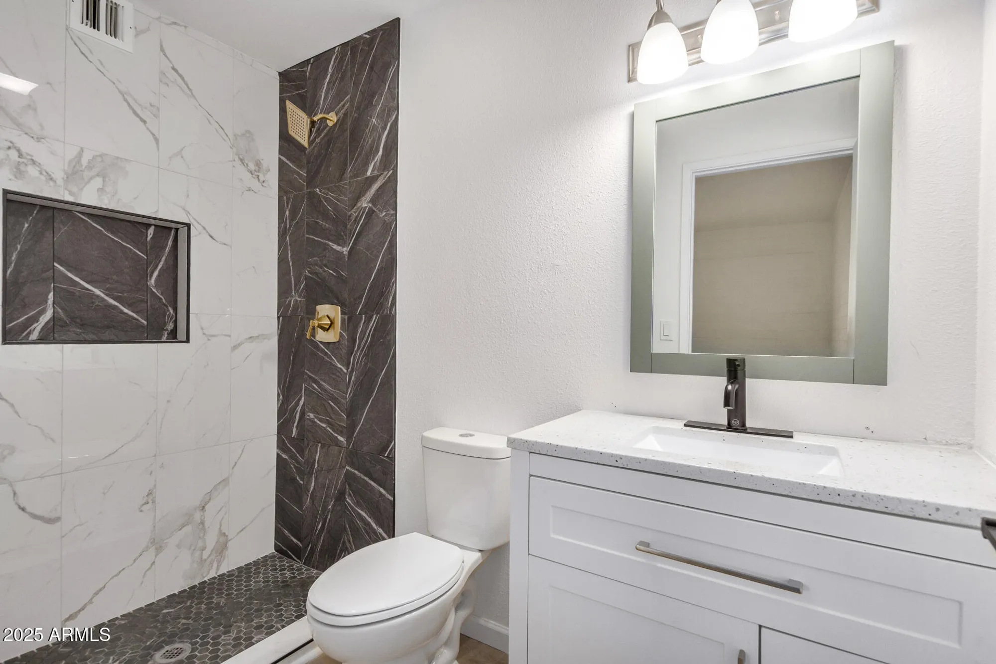 Property Slideshow image 19 of 44 | 10076 w peoria ave, Sun City, AZ, 85351