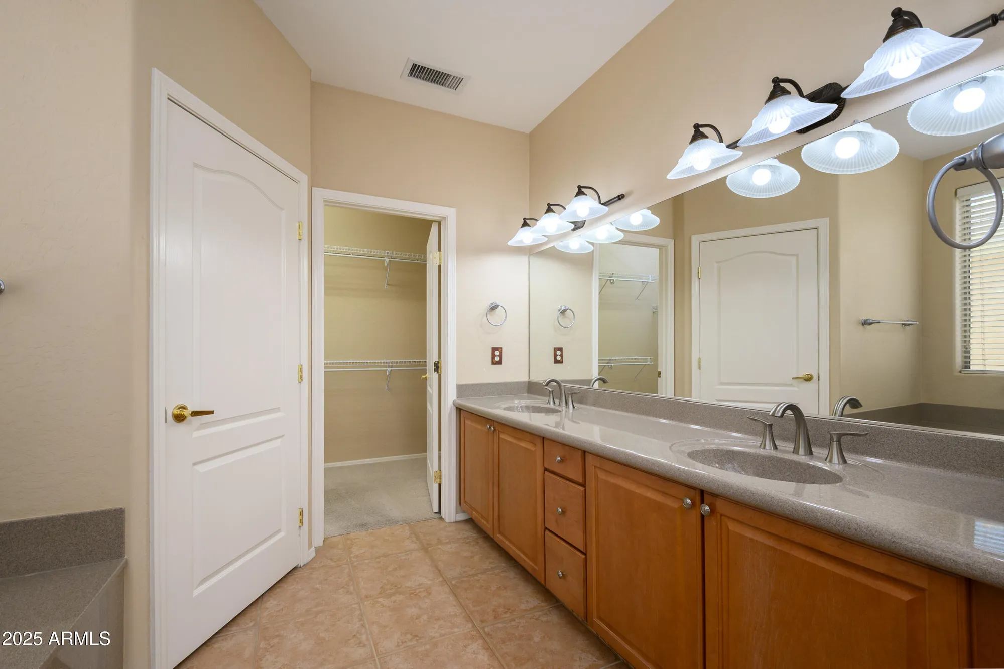 Property Slideshow image 20 of 39 | 19141 n tamarisk flower way, Surprise, AZ, 85387