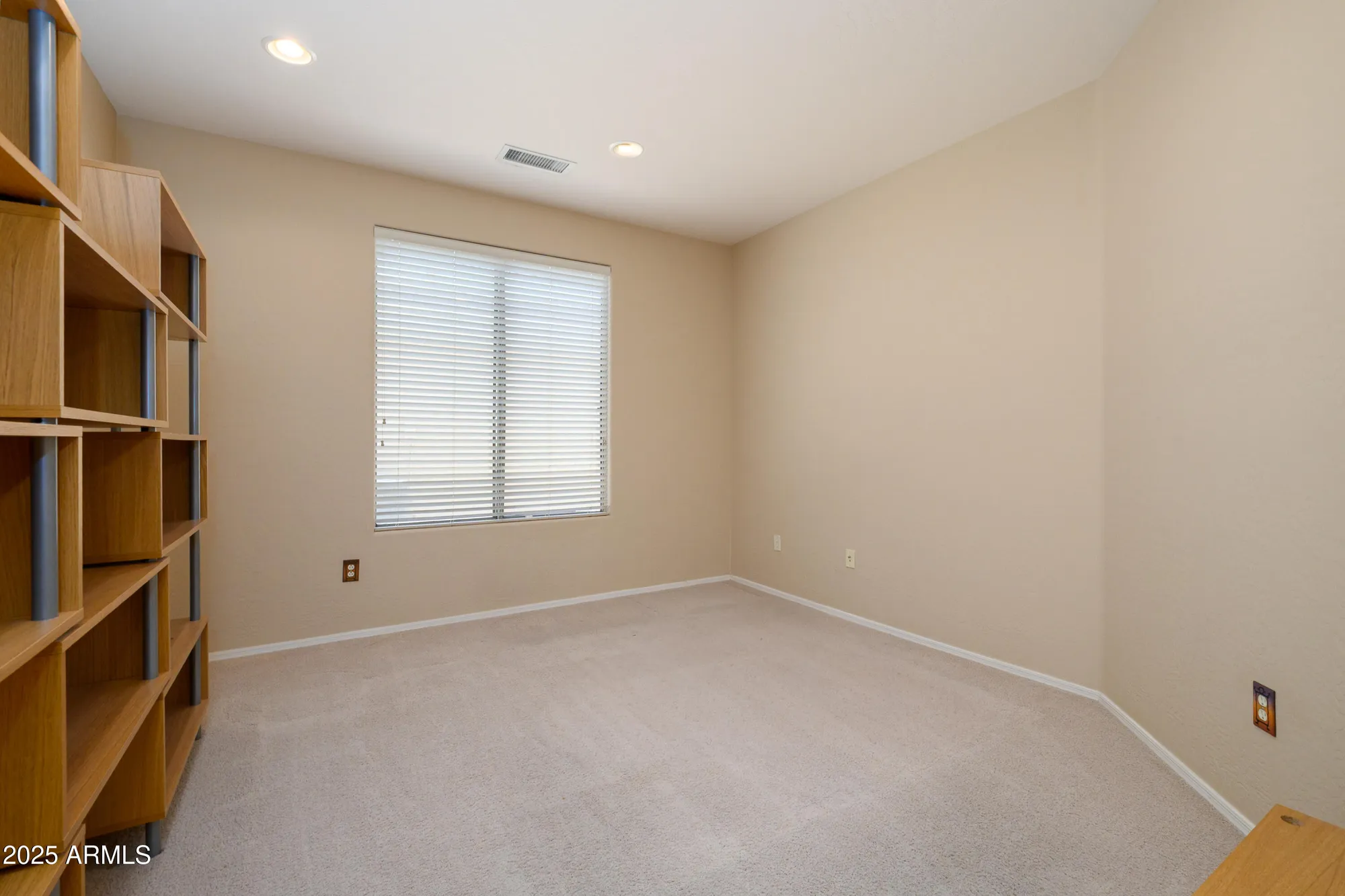 Property Slideshow image 17 of 39 | 19141 n tamarisk flower way, Surprise, AZ, 85387