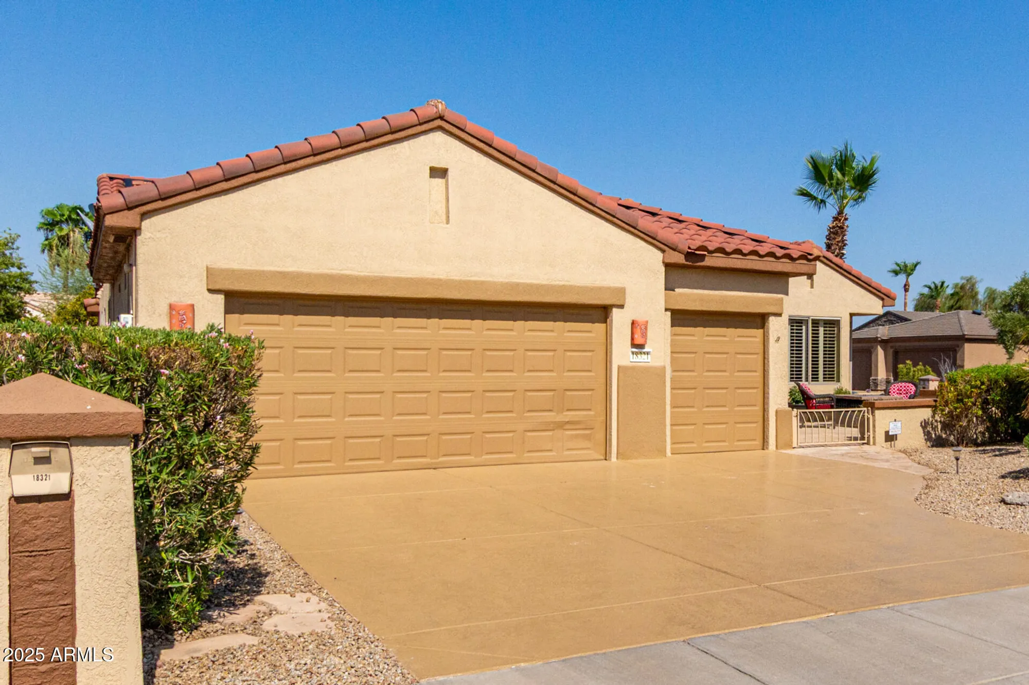 Property Slideshow image 34 of 37 | 18321 n kokopelli ct, Surprise, AZ, 85374
