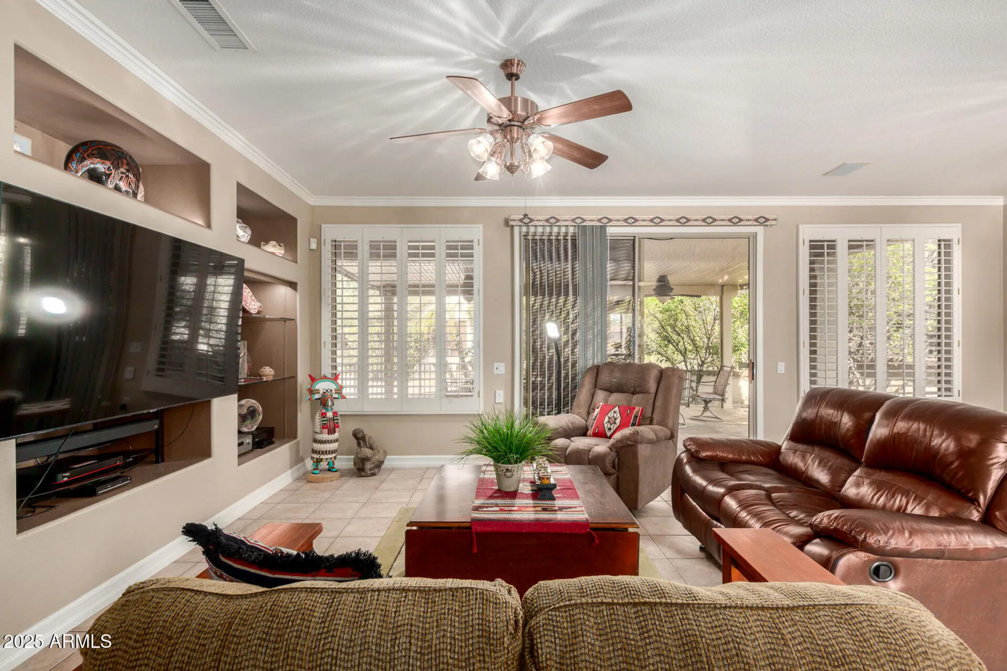 Property Slideshow image 12 of 37 | 18321 n kokopelli ct, Surprise, AZ, 85374