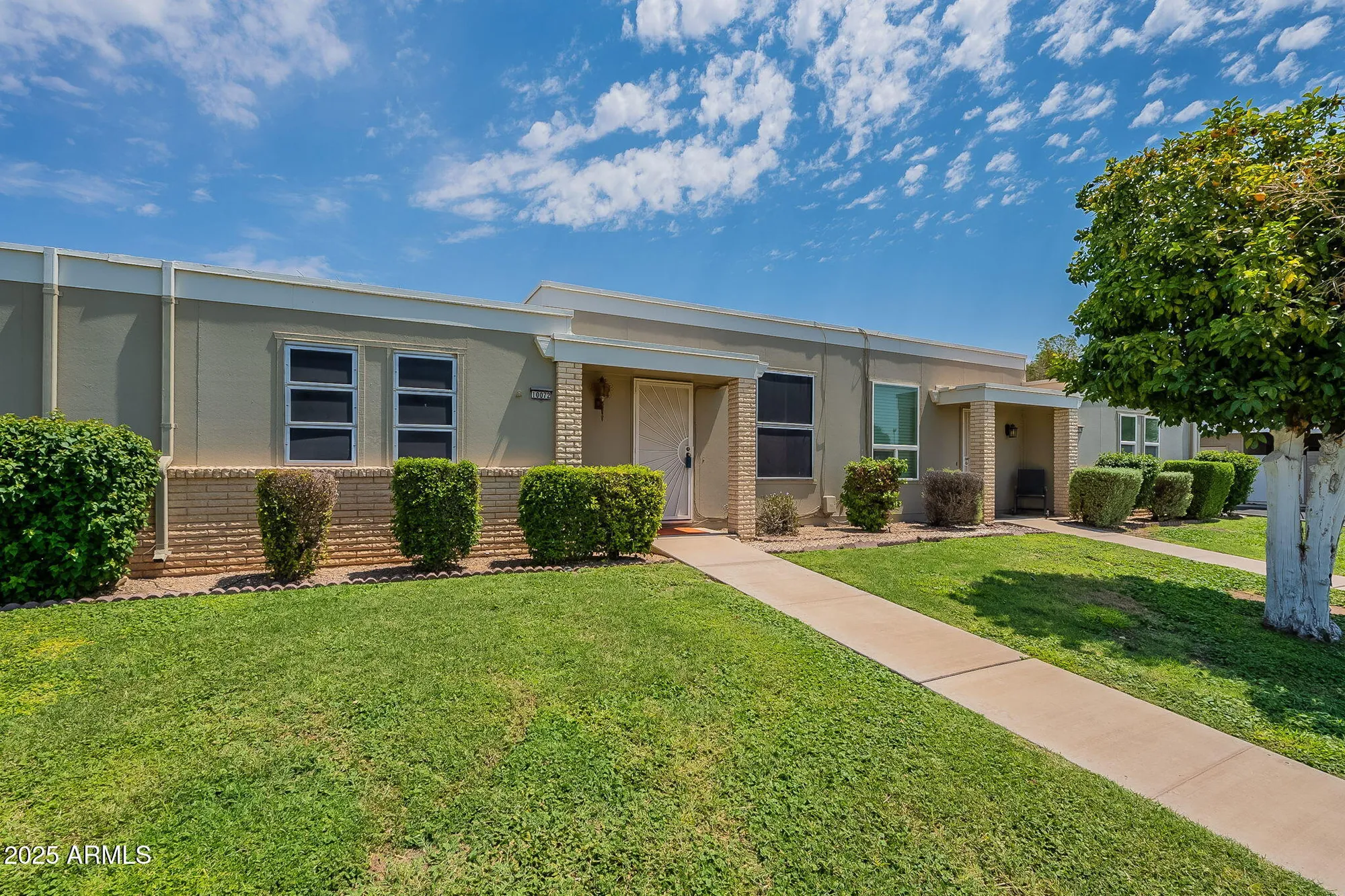 Property Slideshow image 4 of 35 | 10072 w lancaster dr, Sun City, AZ, 85351