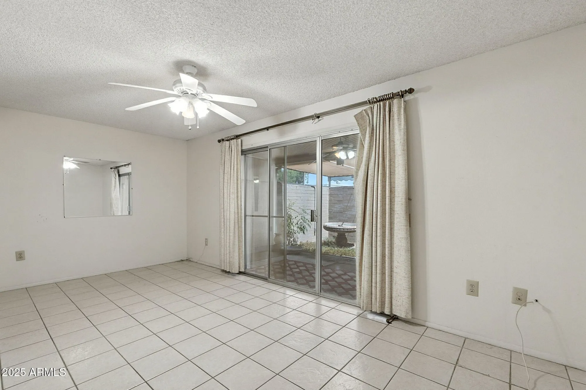 Property Slideshow image 18 of 35 | 10072 w lancaster dr, Sun City, AZ, 85351