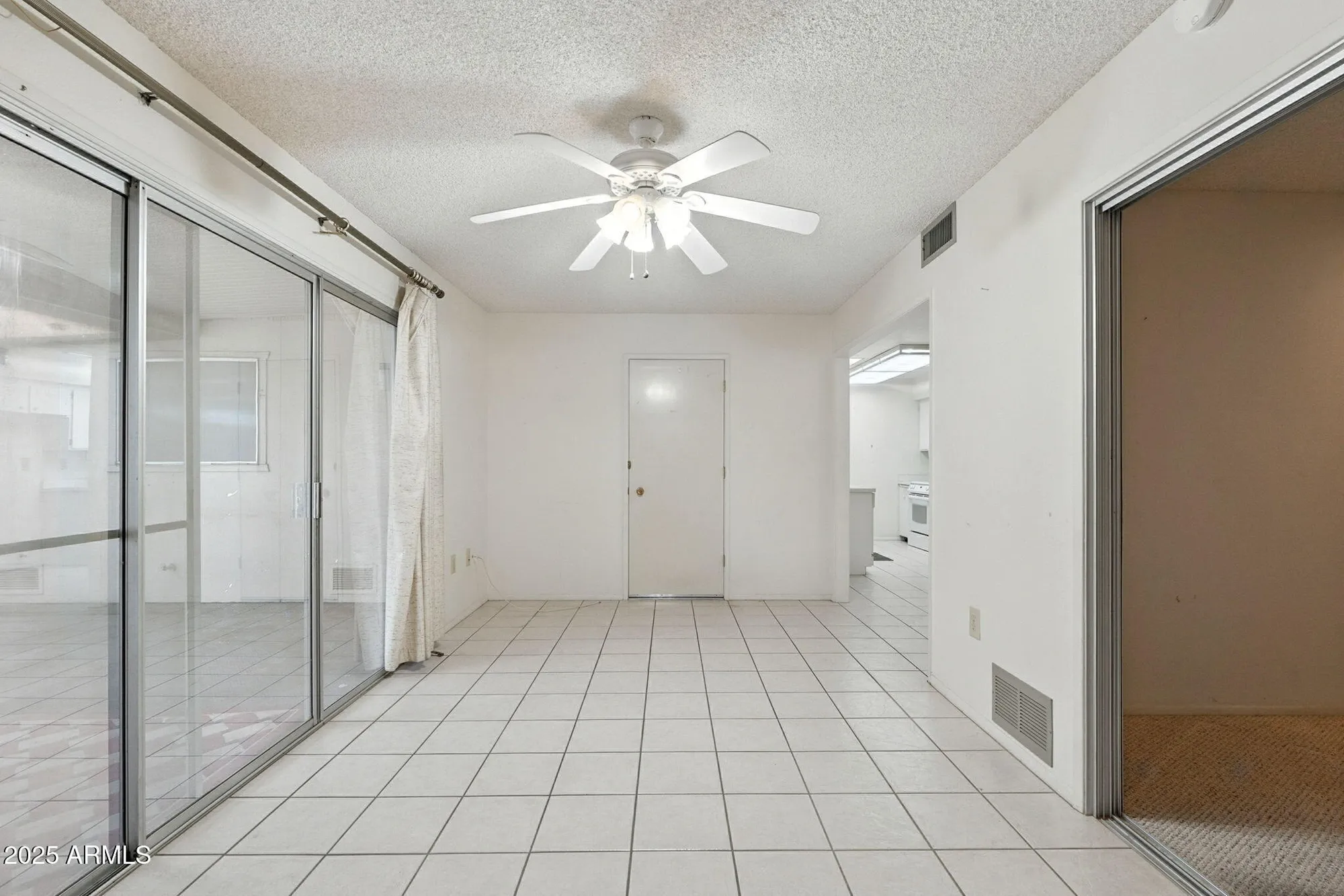 Property Slideshow image 21 of 35 | 10072 w lancaster dr, Sun City, AZ, 85351