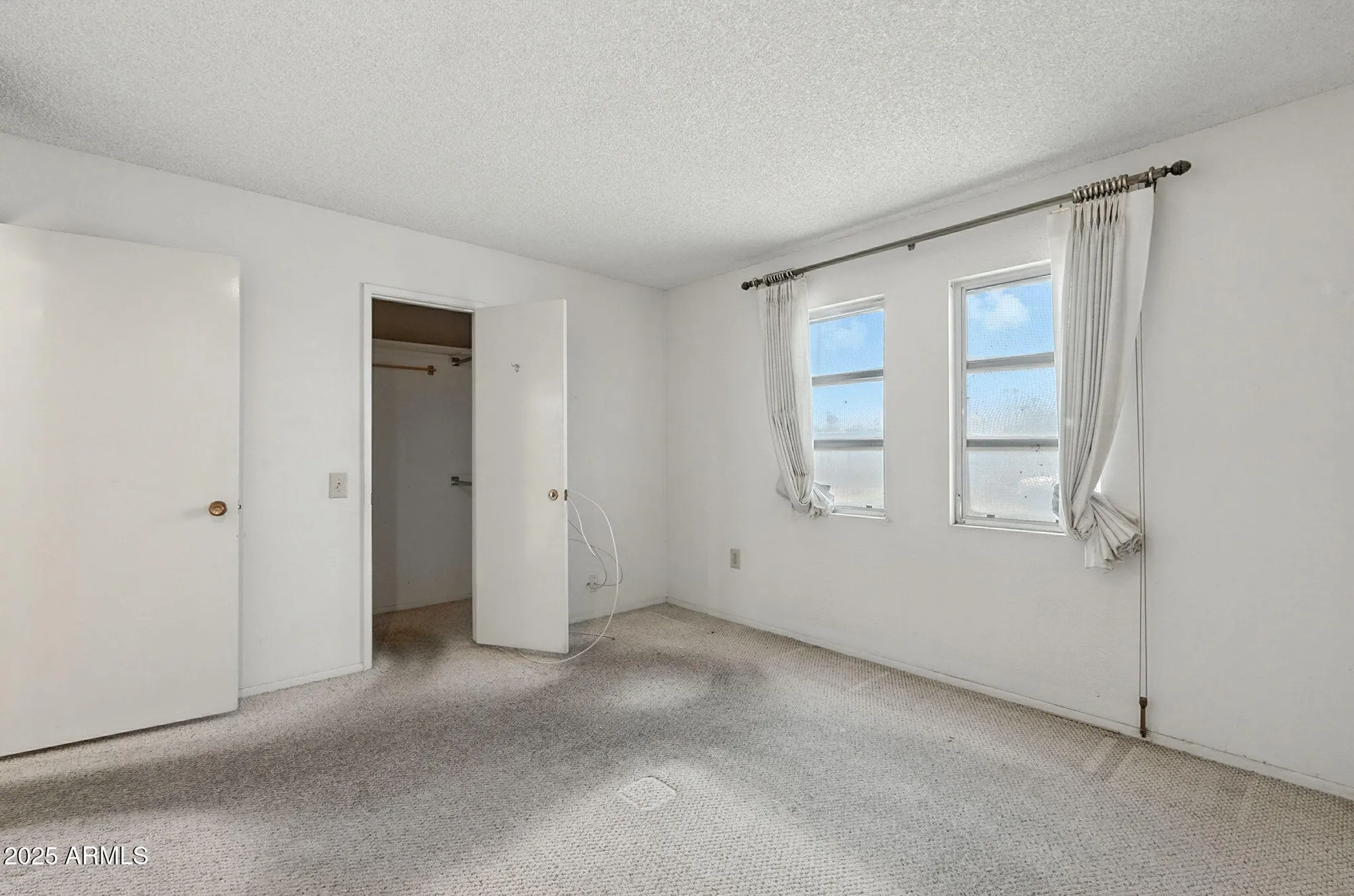 Property Slideshow image 23 of 35 | 10072 w lancaster dr, Sun City, AZ, 85351