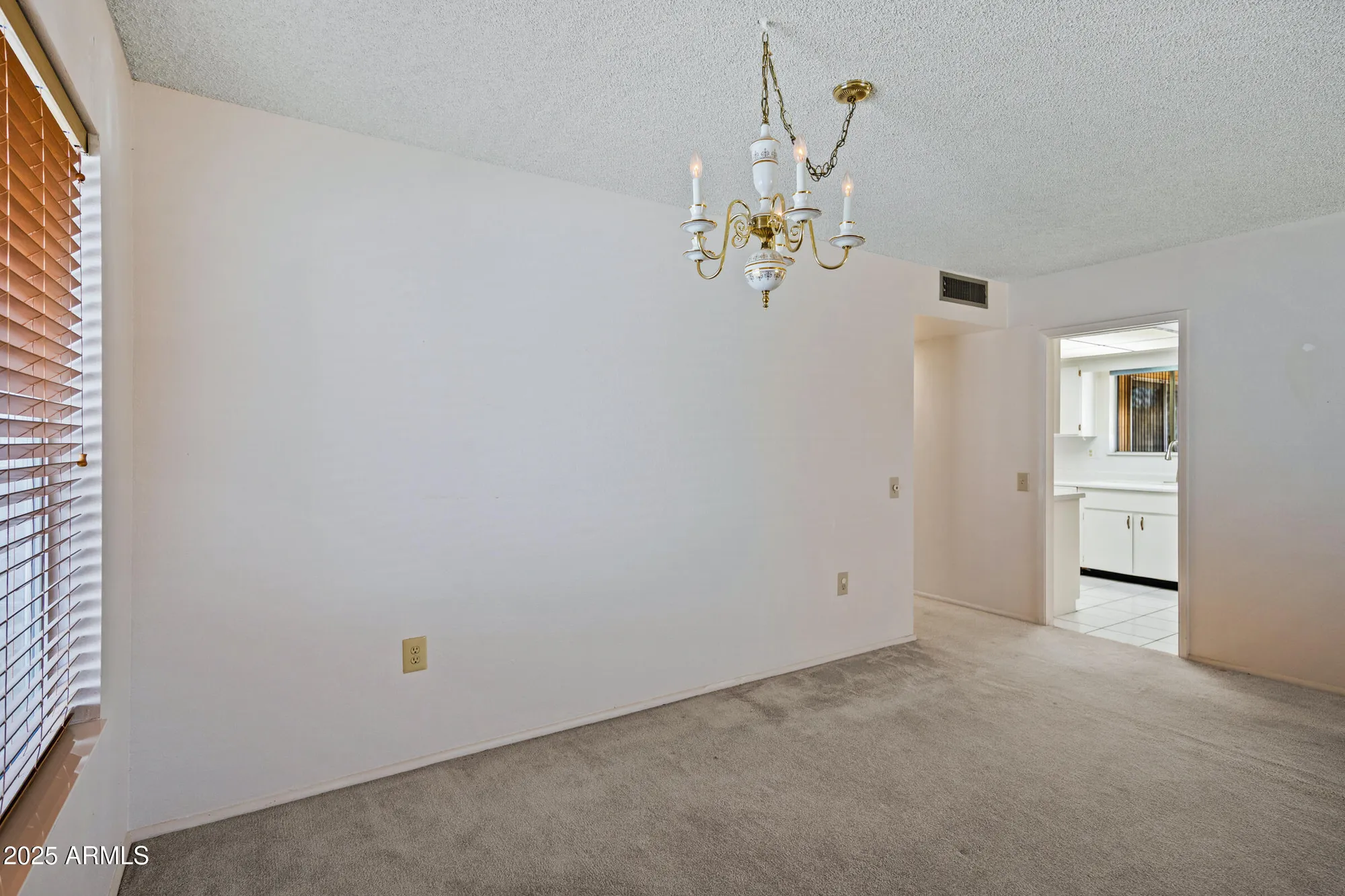 Property Slideshow image 8 of 26 | 11041 w pleasant valley rd, Sun City, AZ, 85351