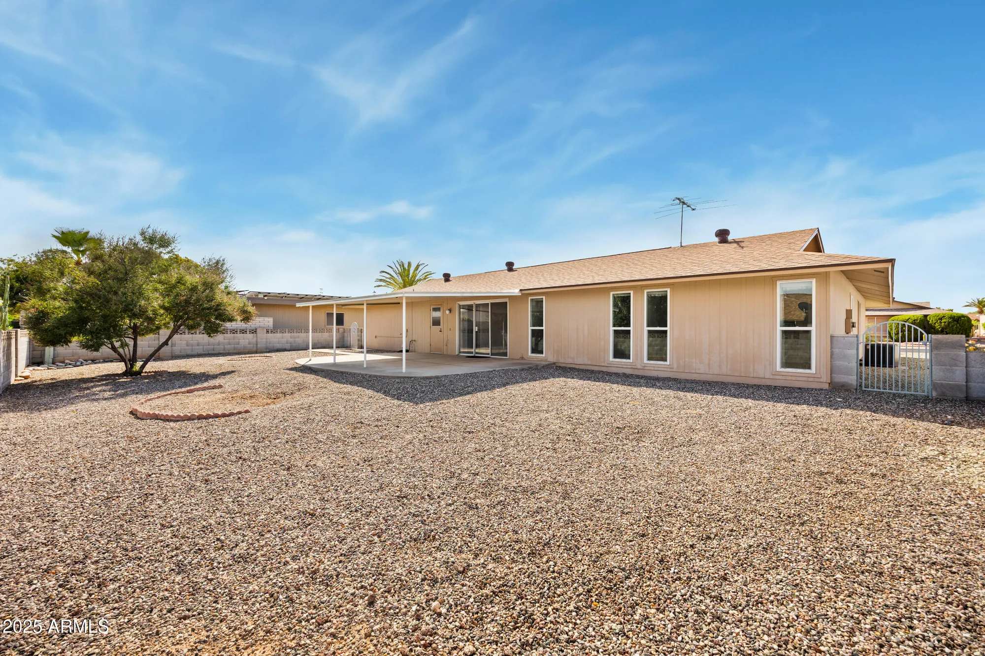 Property Slideshow image 15 of 26 | 11041 w pleasant valley rd, Sun City, AZ, 85351