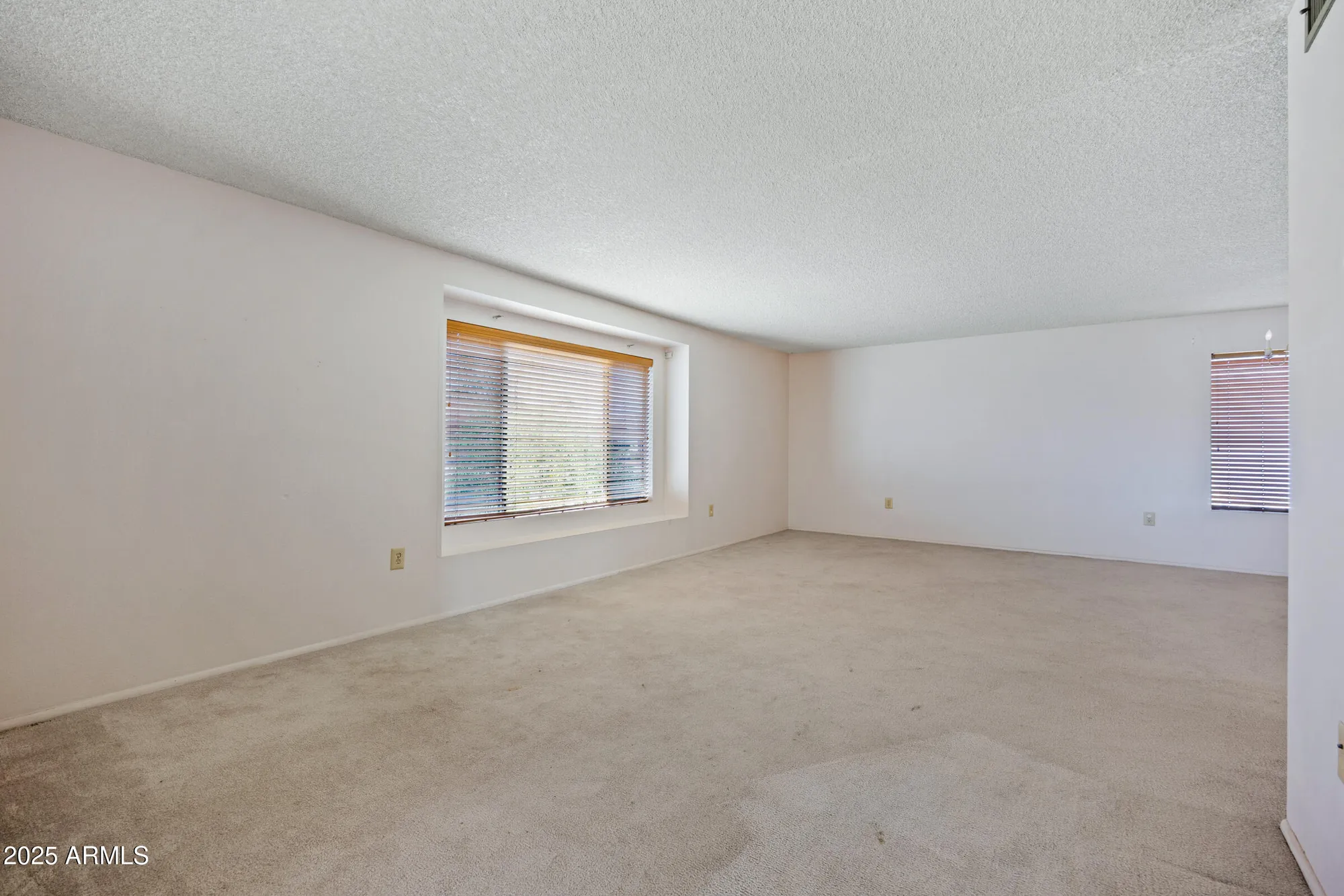 Property Slideshow image 5 of 26 | 11041 w pleasant valley rd, Sun City, AZ, 85351