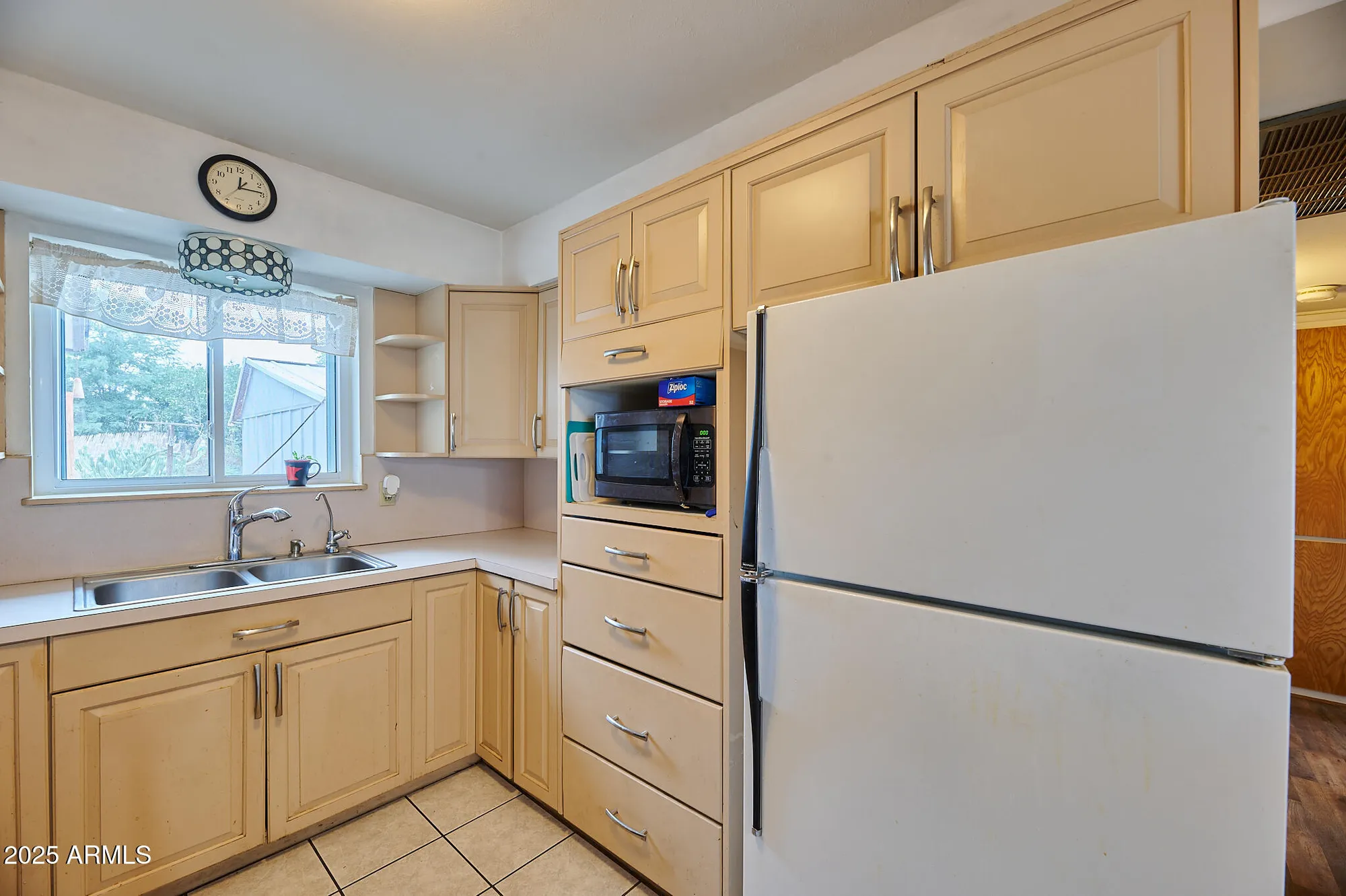 Property Slideshow image 7 of 28 | 5410 e university dr, Mesa, AZ, 85205