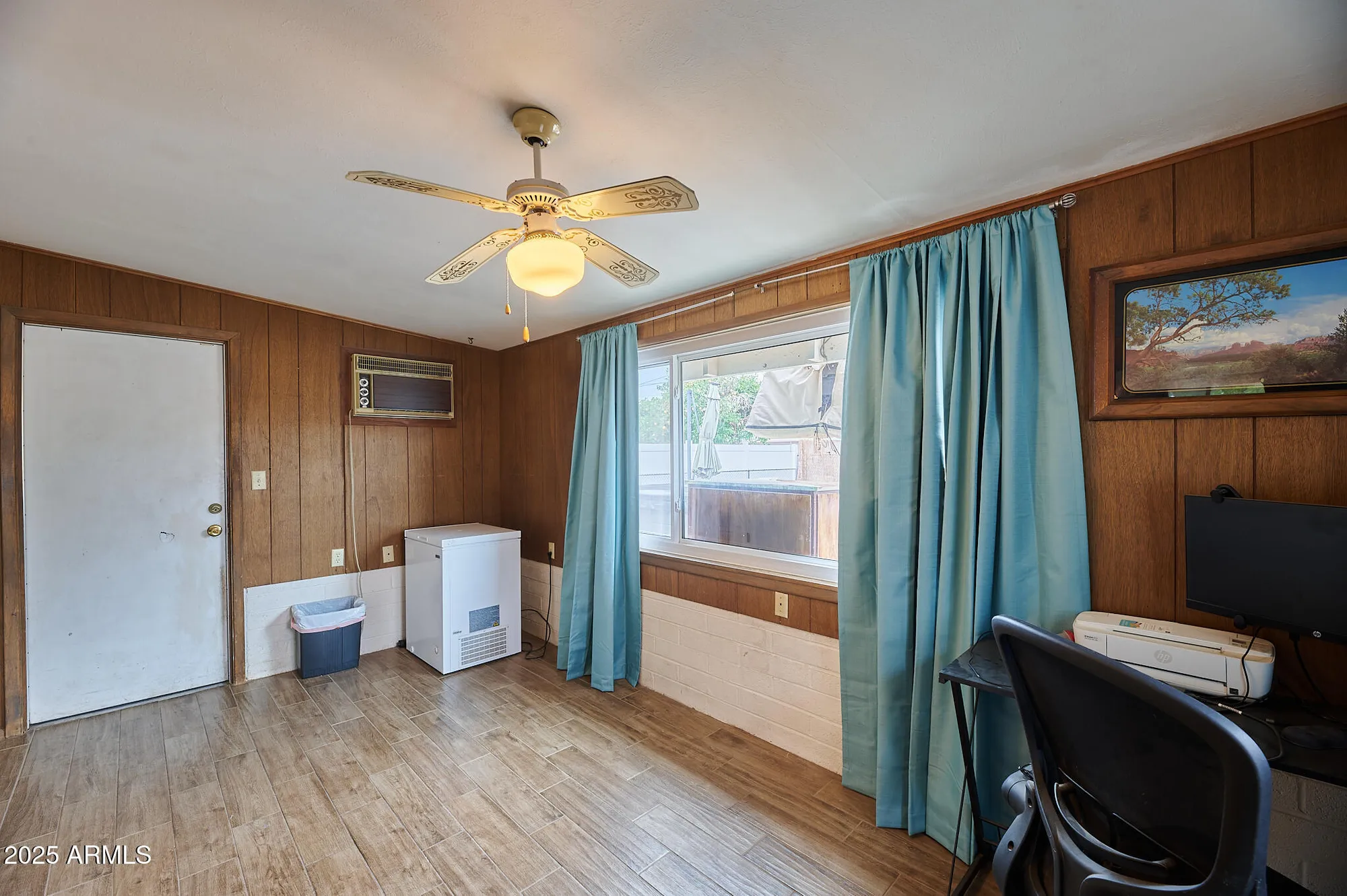 Property Slideshow image 17 of 28 | 5410 e university dr, Mesa, AZ, 85205