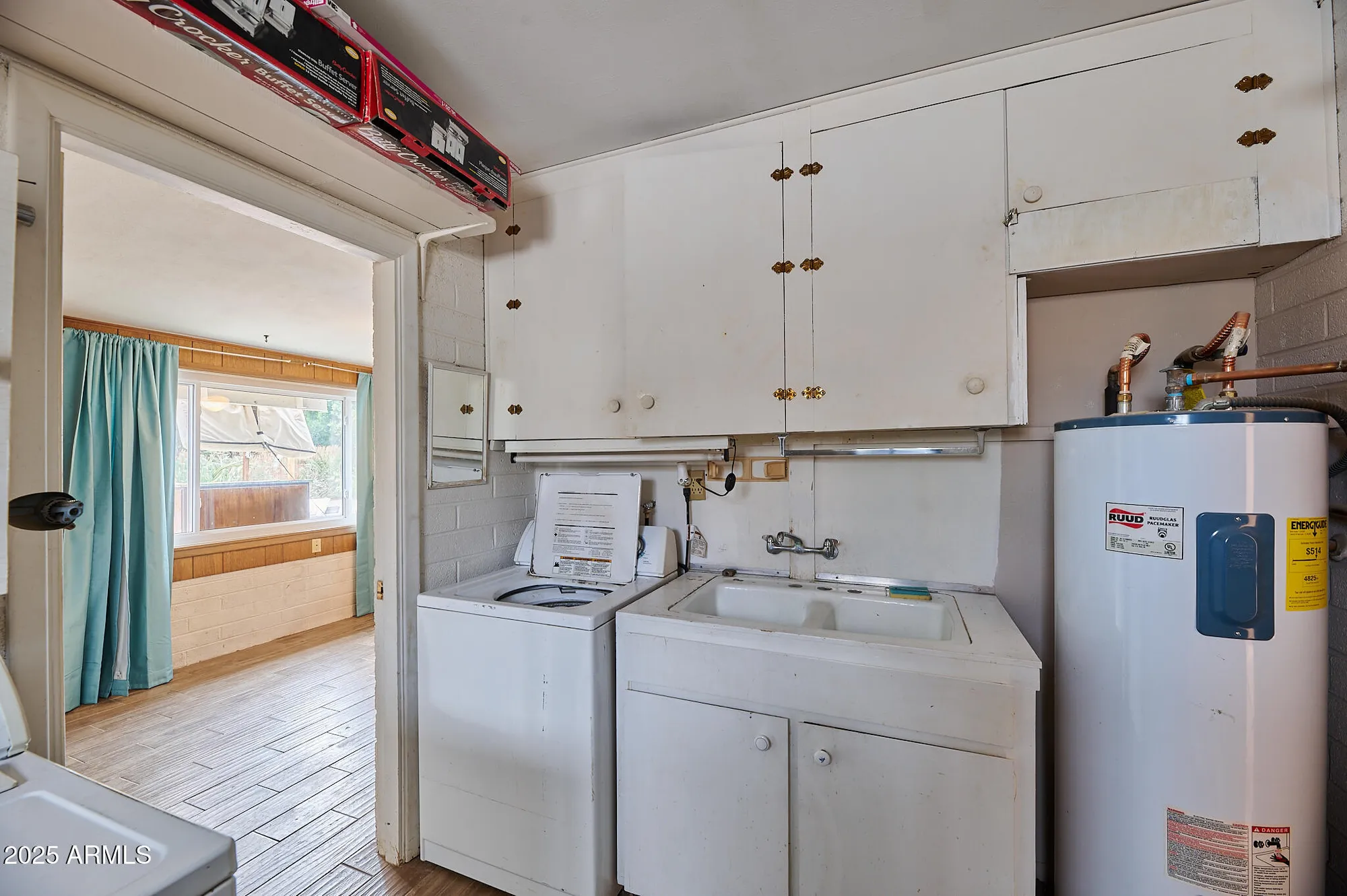 Property Slideshow image 21 of 28 | 5410 e university dr, Mesa, AZ, 85205