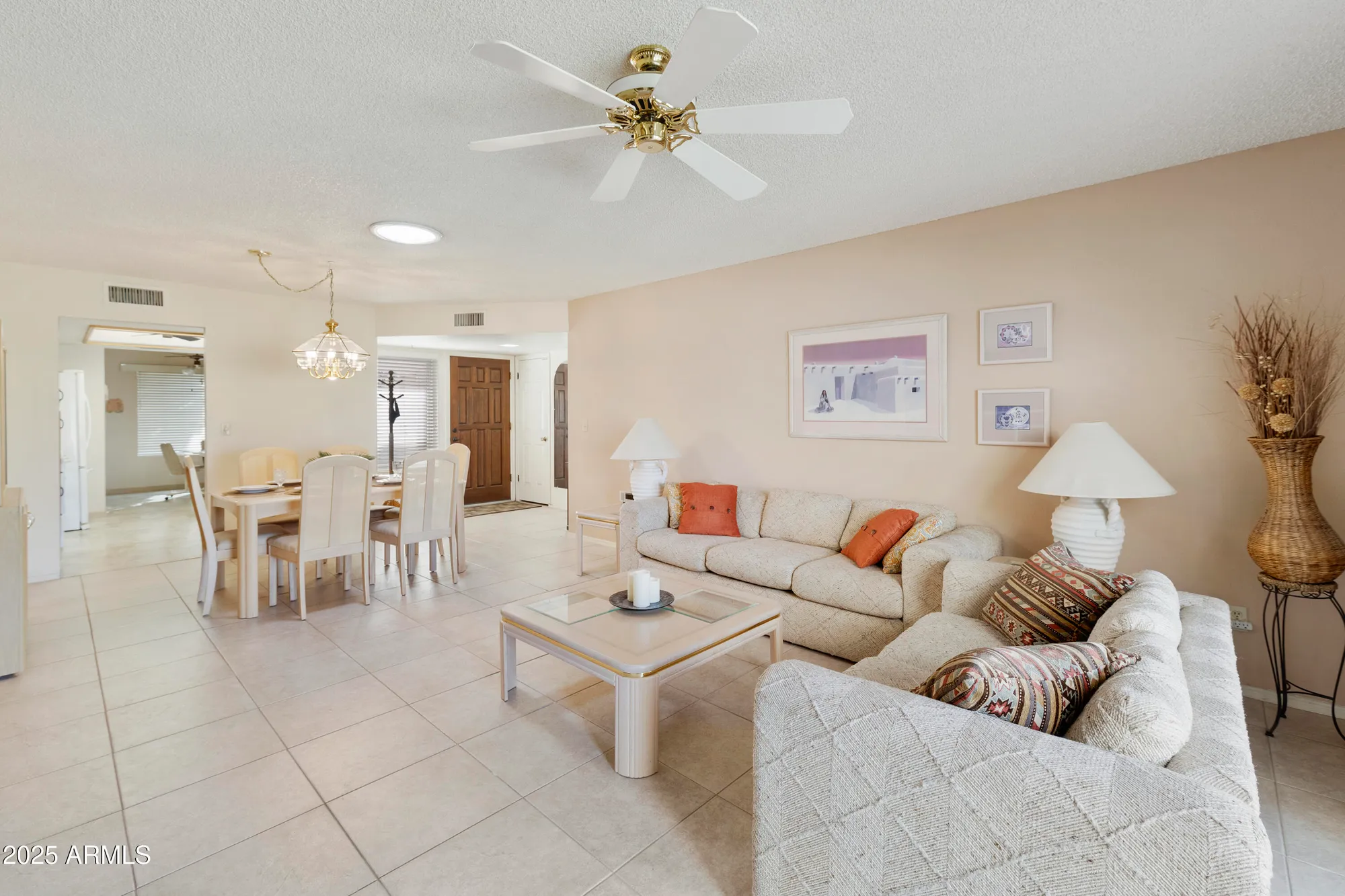 Property Slideshow image 9 of 52 | 718 s arrowwood way, Mesa, AZ, 85208